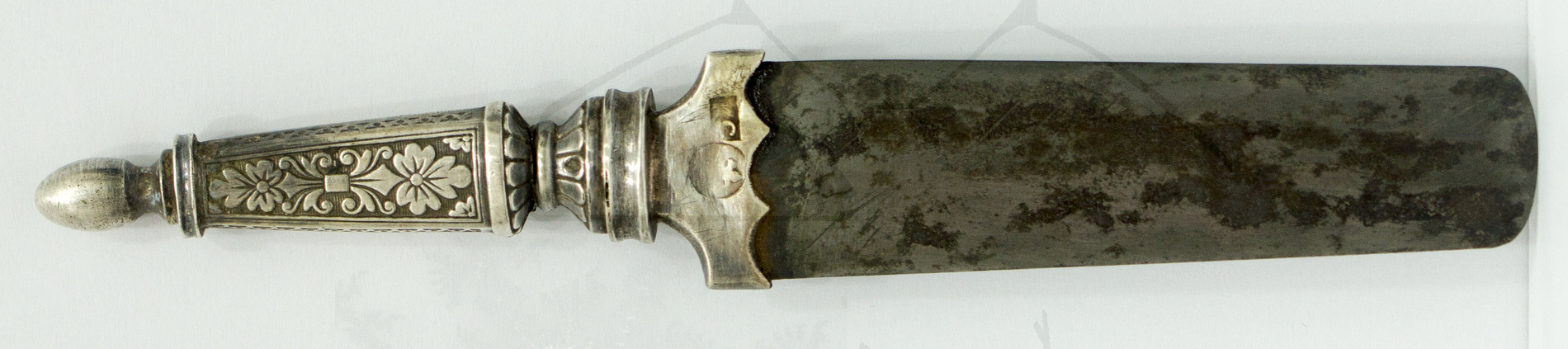 Beschneidermesser (Mohelmesser), Ansicht von hinten