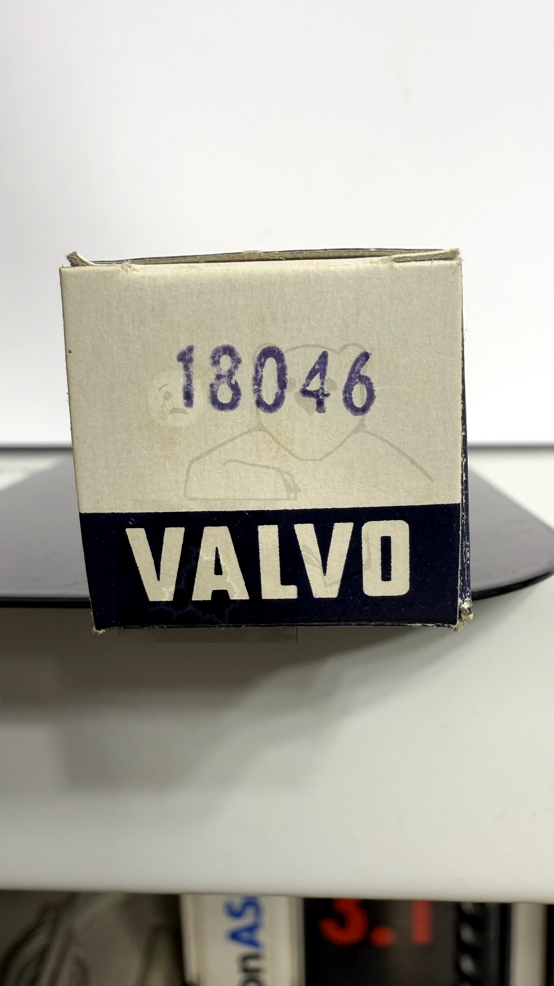 Röhre 18046 #5940 Verpackung Bild 2