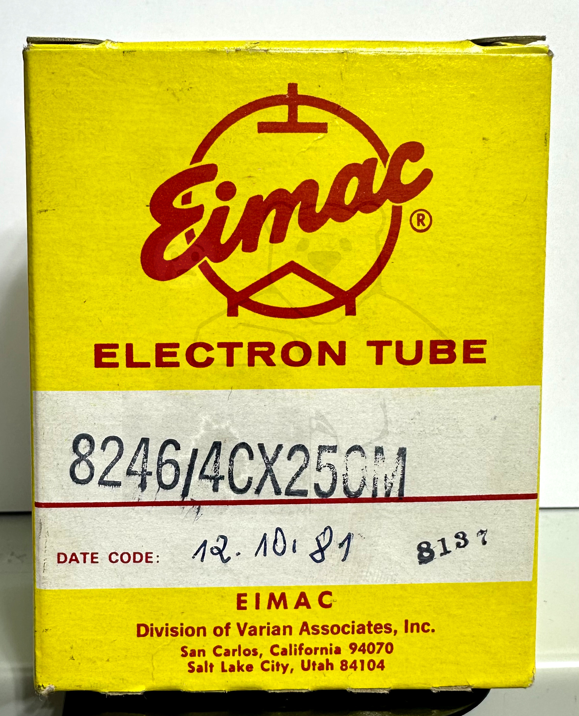 Röhre 4CX250M #4415 Verpackung Bild 1