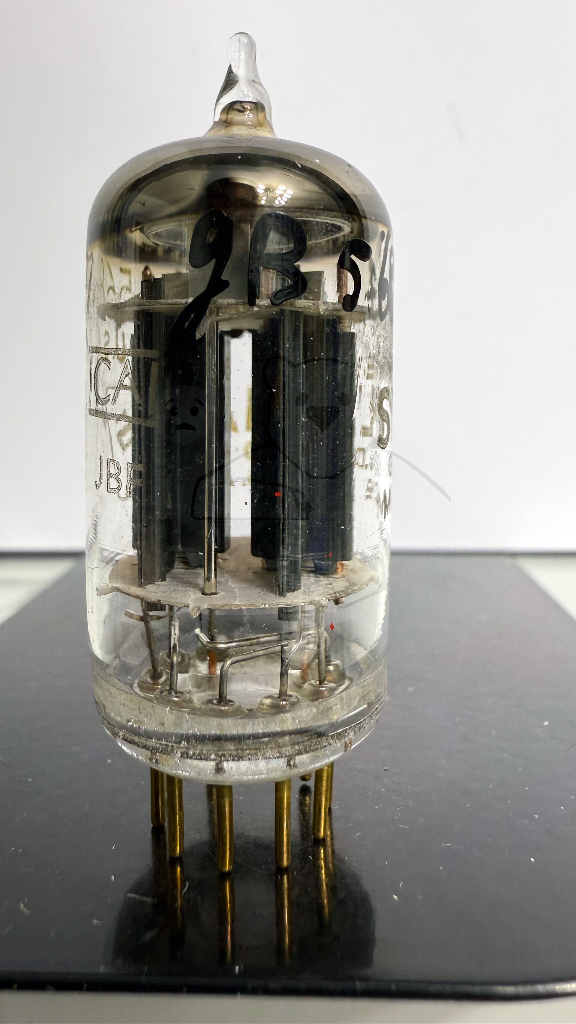 Röhre 5687 #2261 Bild 1