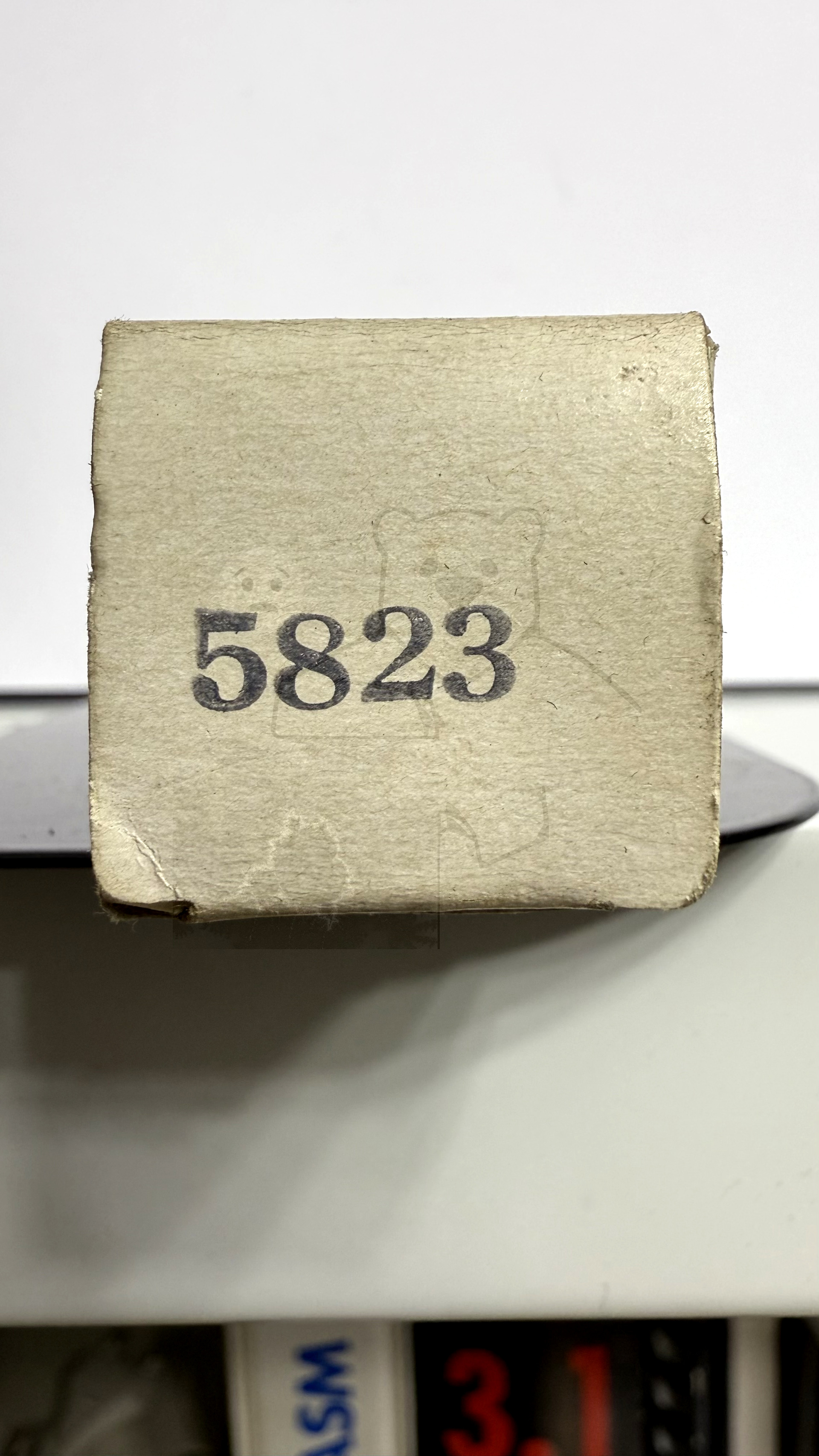 Röhre 5823 #4038 Verpackung Bild 2