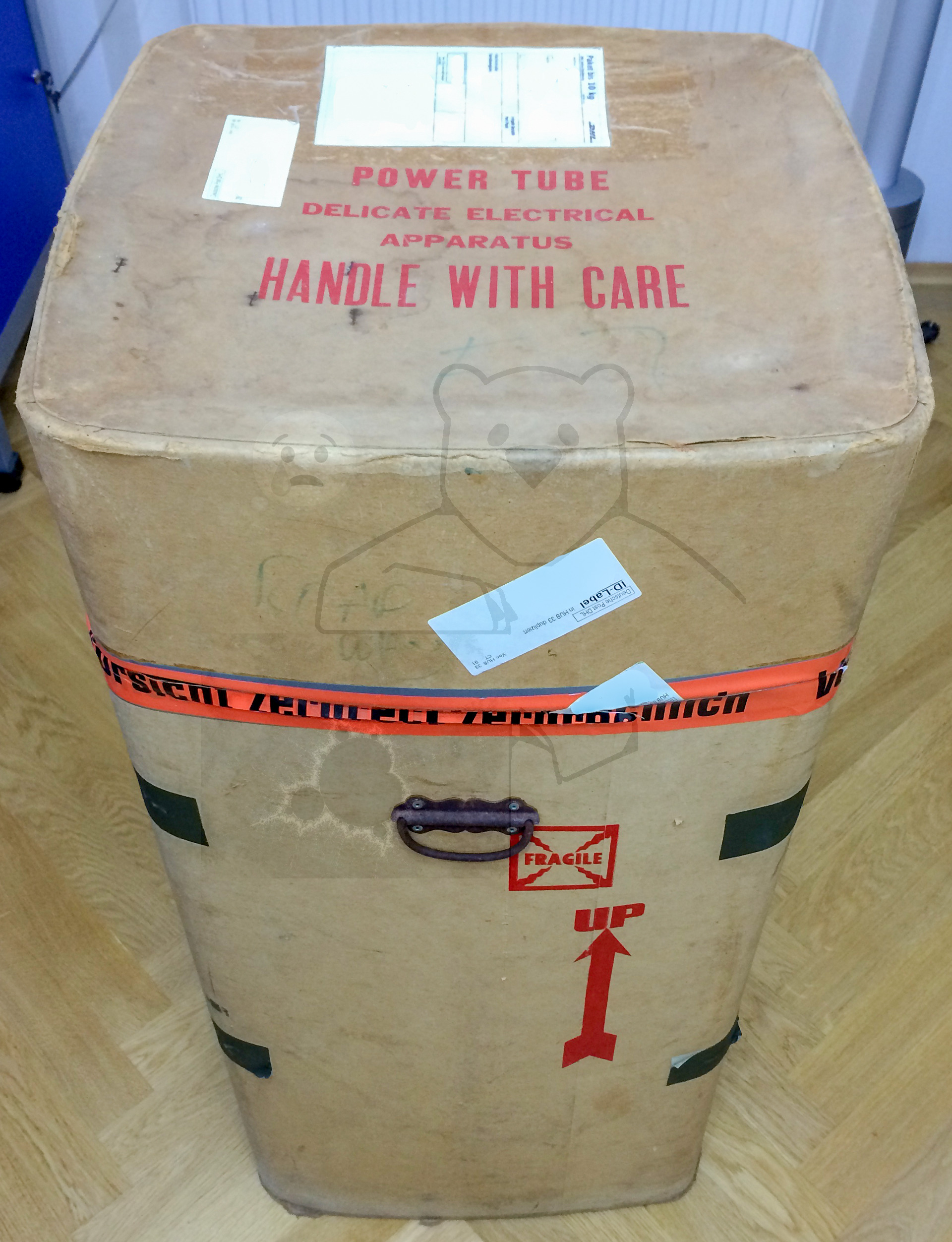 Röhre 5973 Transportverpackung, Aussenansicht