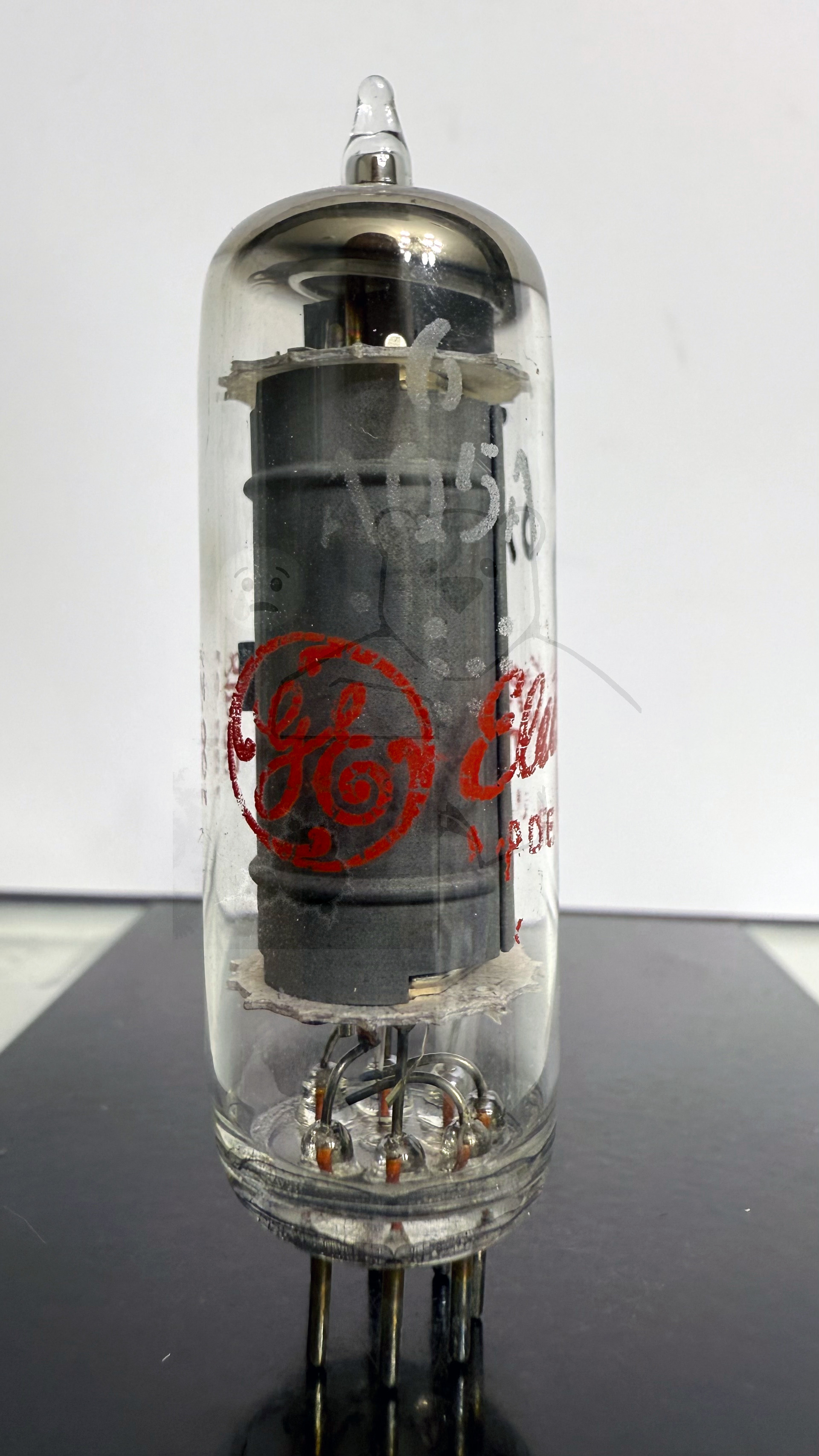 Röhre 6AQ5A #2528 Bild 1
