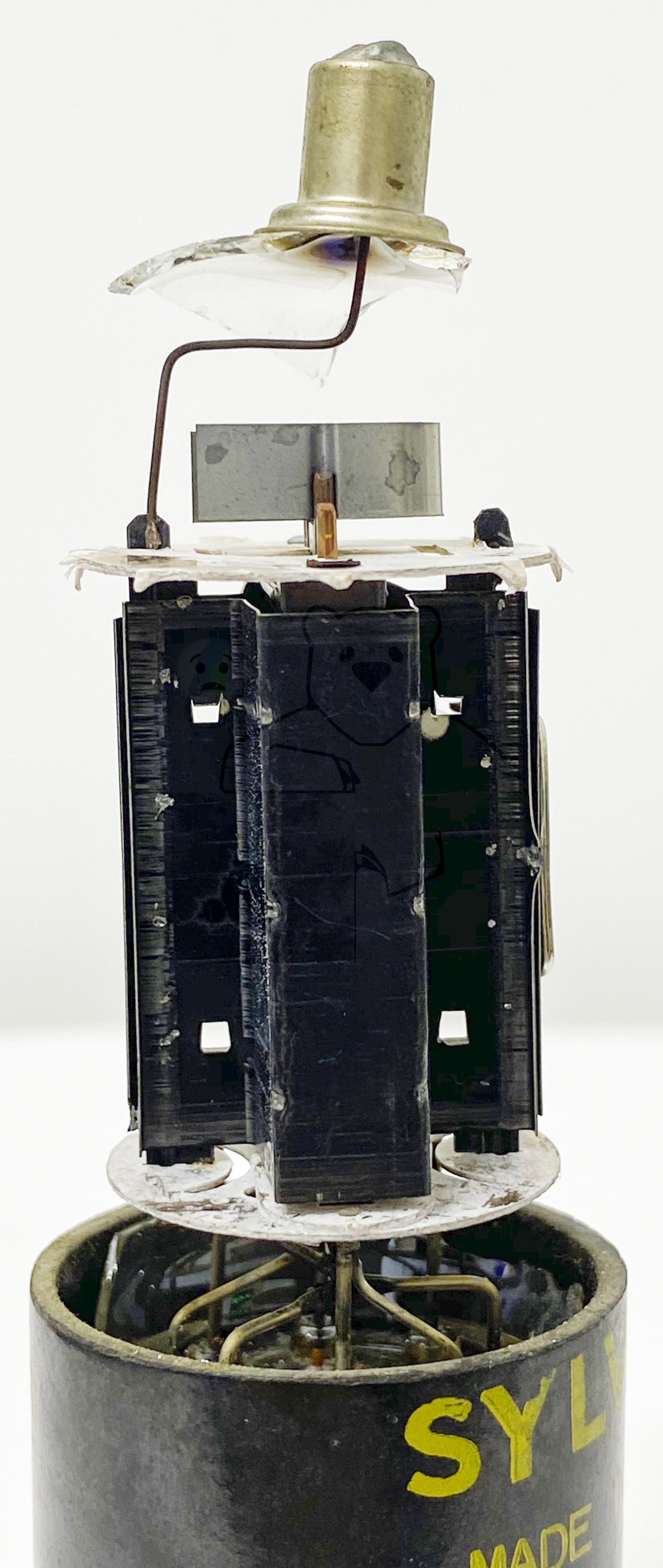 Röhre 6BQ6 Makroaufnahme Bild 2