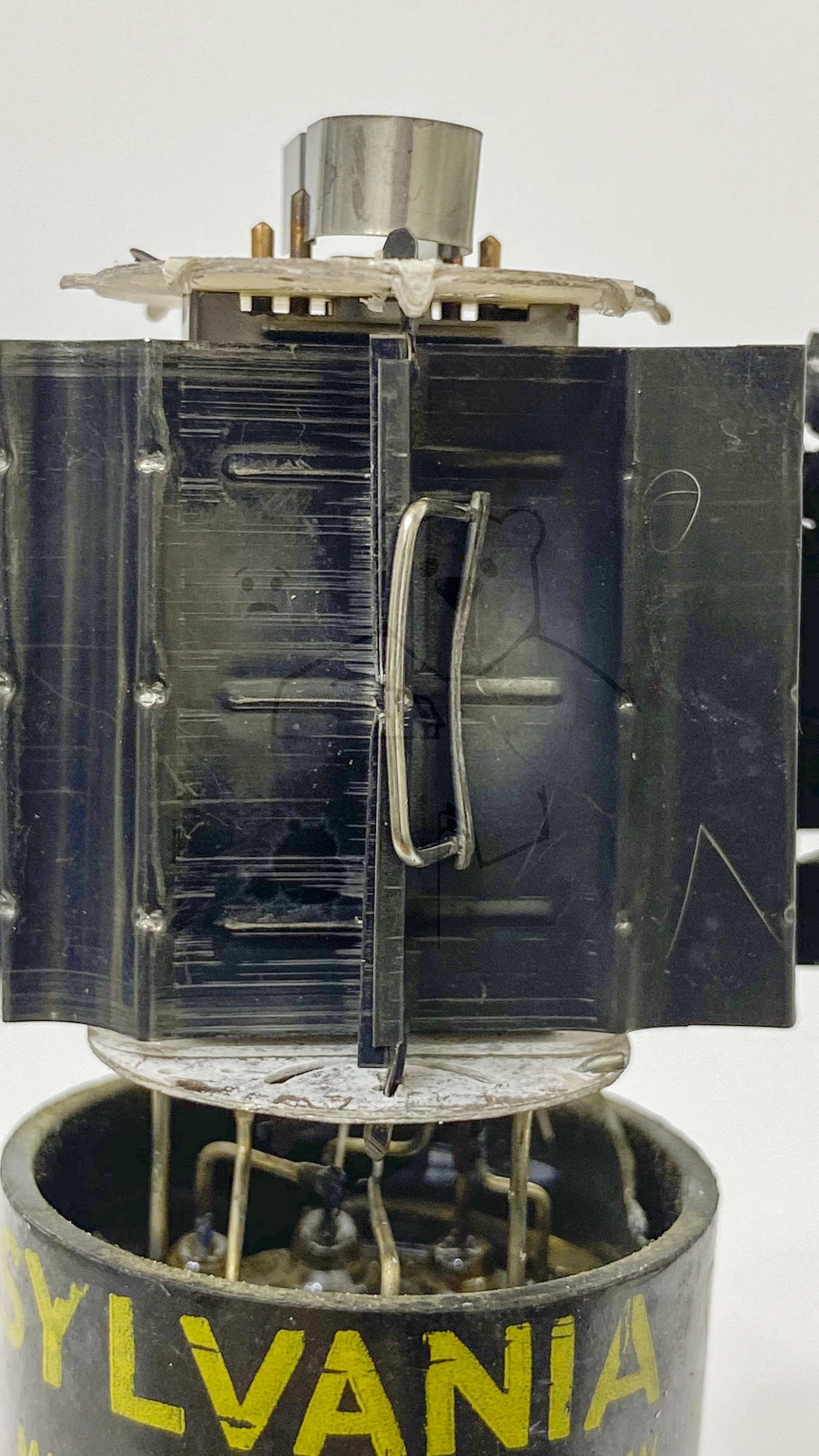 Röhre 6BQ6 Makroaufnahme Bild 7