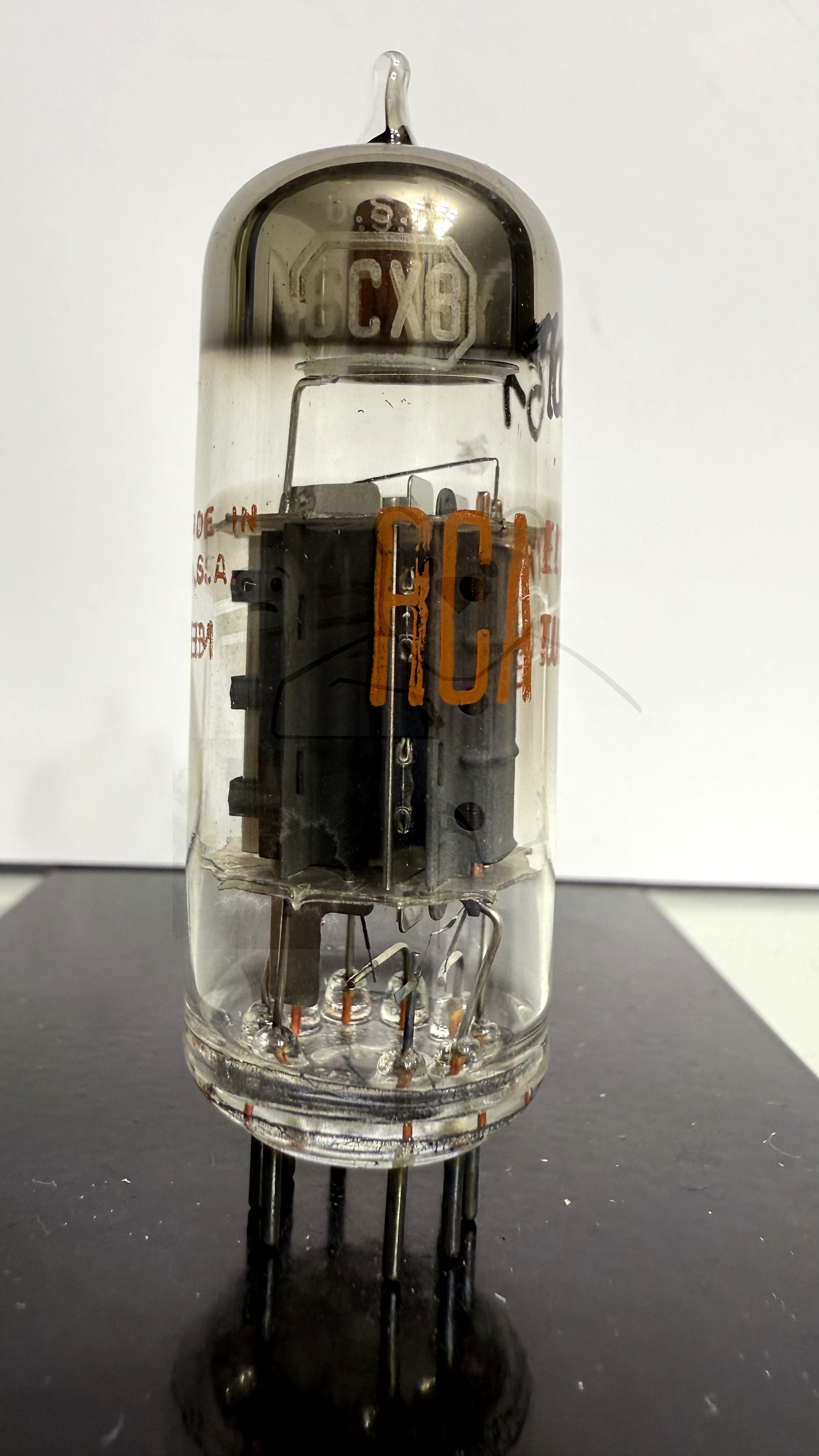 Röhre 6CX8 #1061 Bild 1