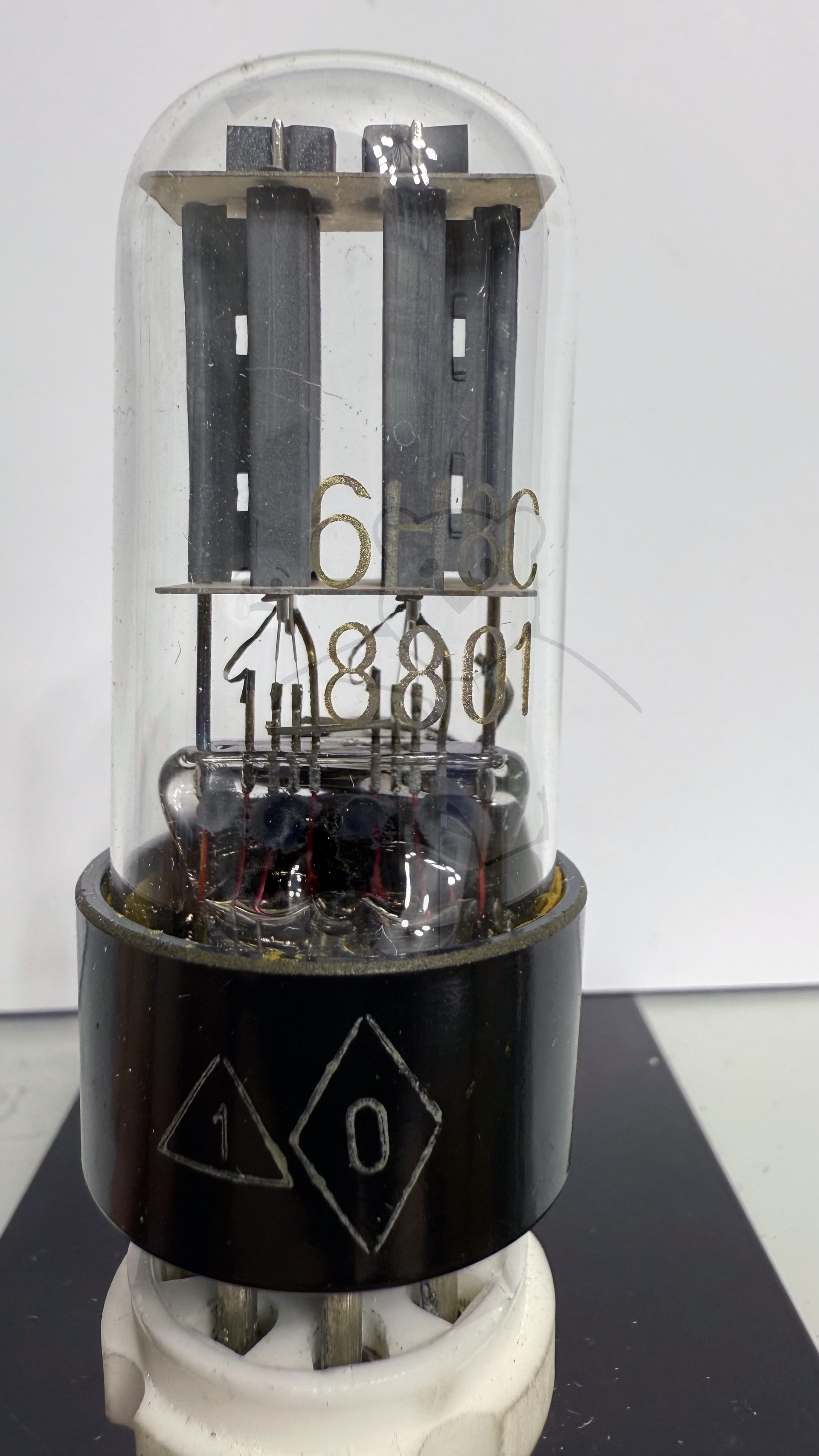 Röhre 6Н8С #7469 80'er Jahre Bild 1