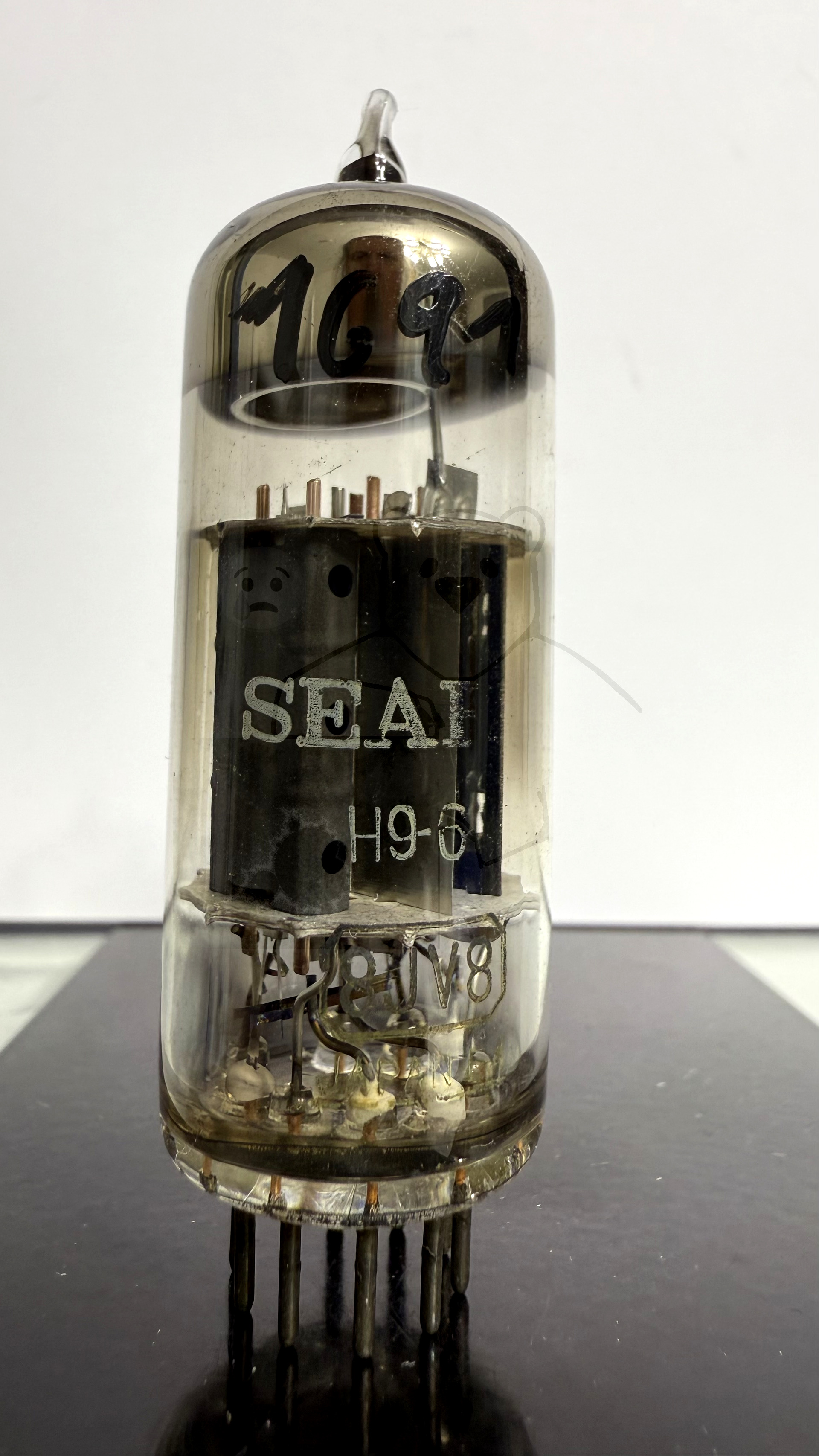 Röhre 8JV8 #1691 Bild 1