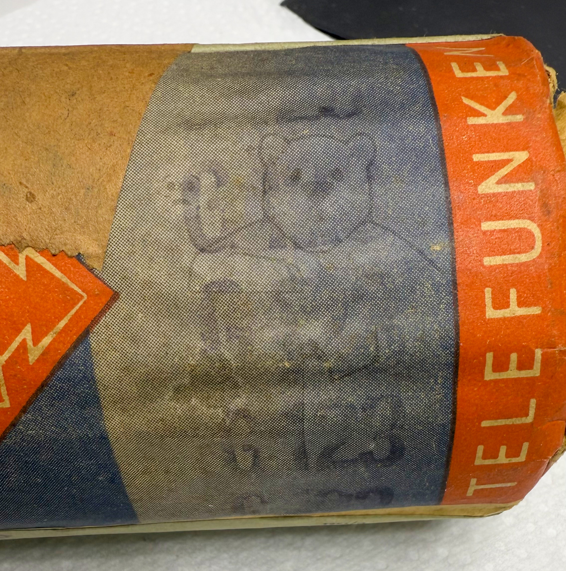 Röhre ACH1 #6660 Verpackung Bild 2