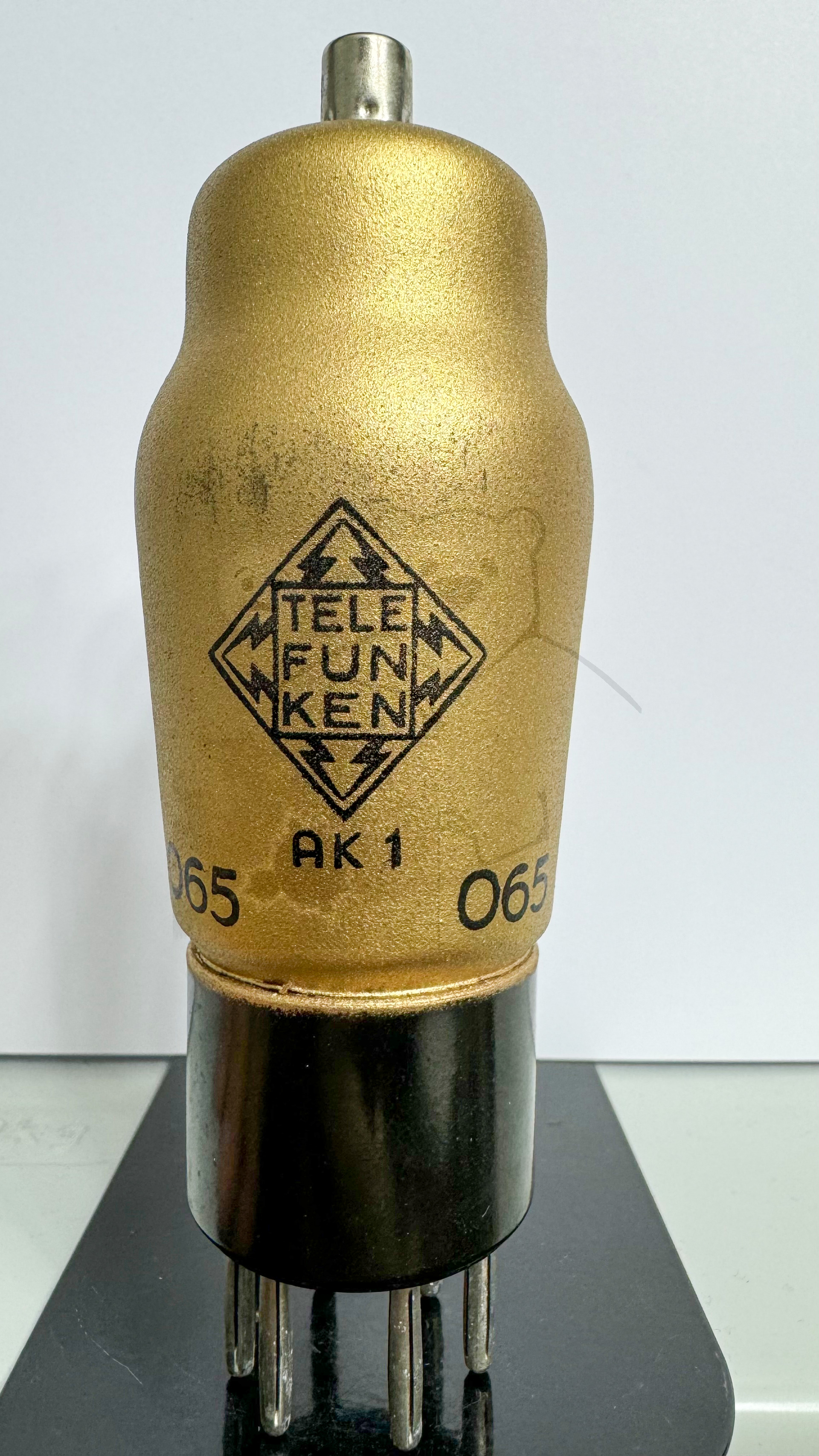 Röhre AK1 #3296 Bild 1