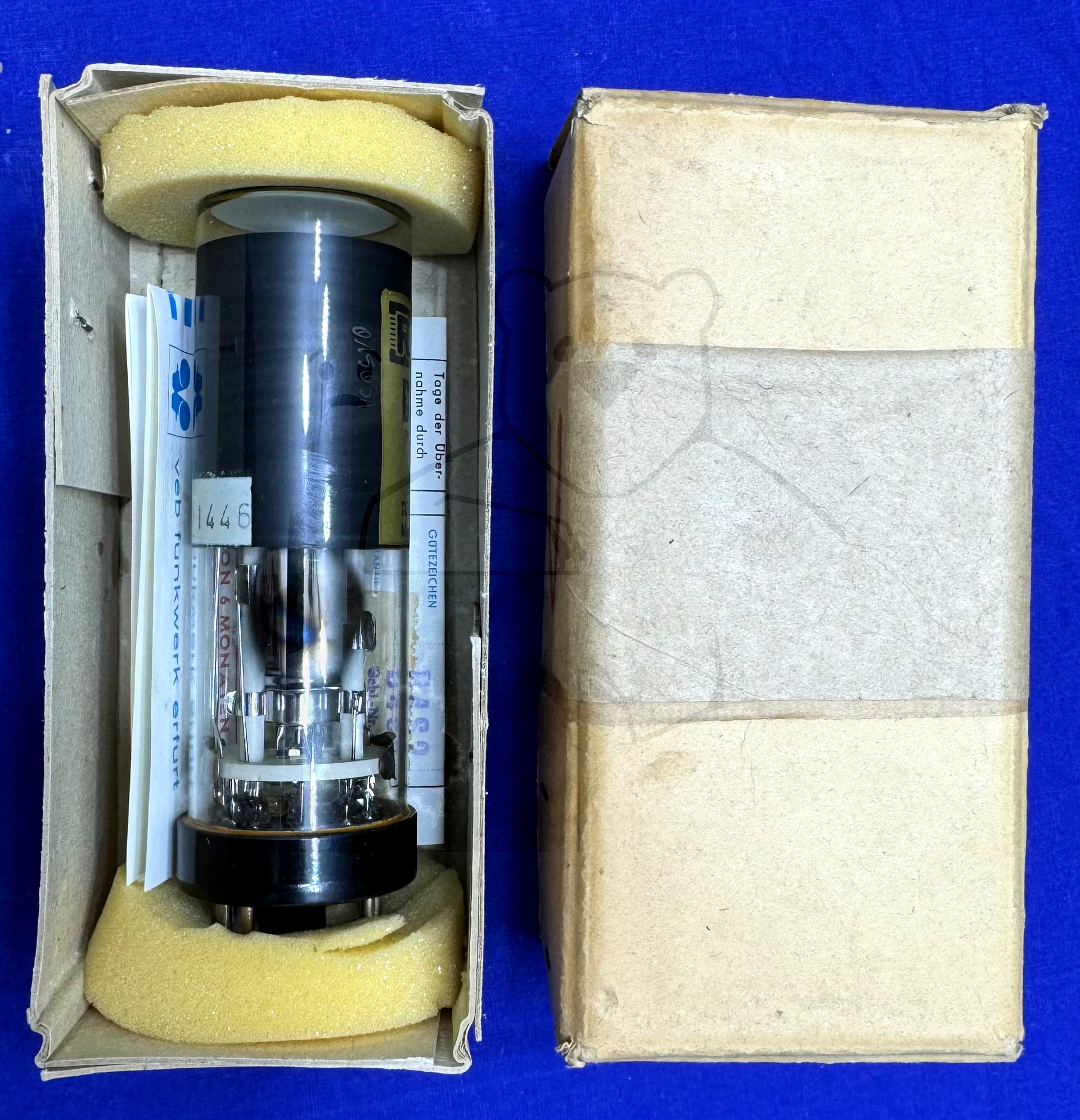 Röhre B4S2 #7714 Verpackung Bild 6