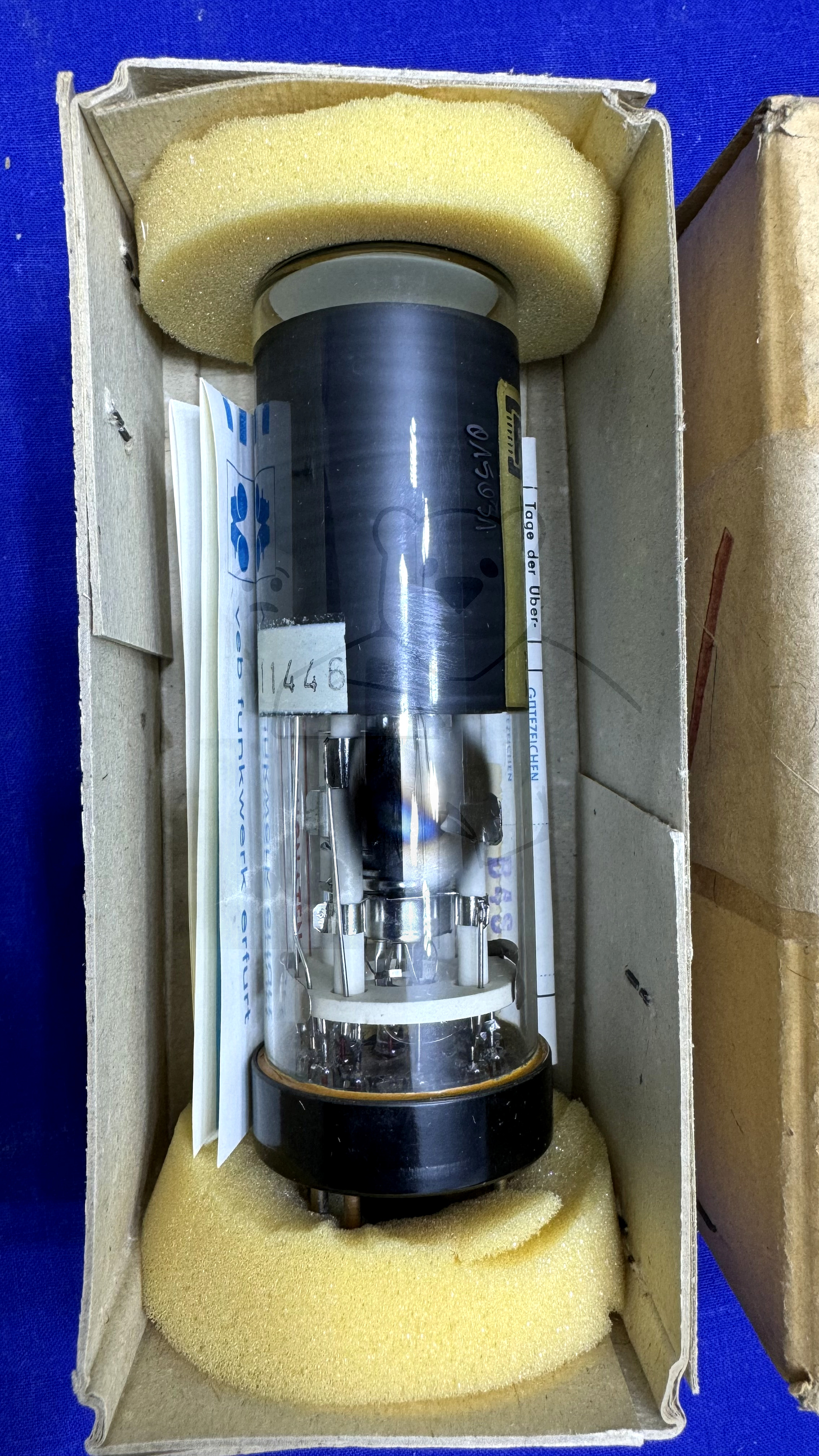 Röhre B4S2 #7714 Verpackung Bild 7