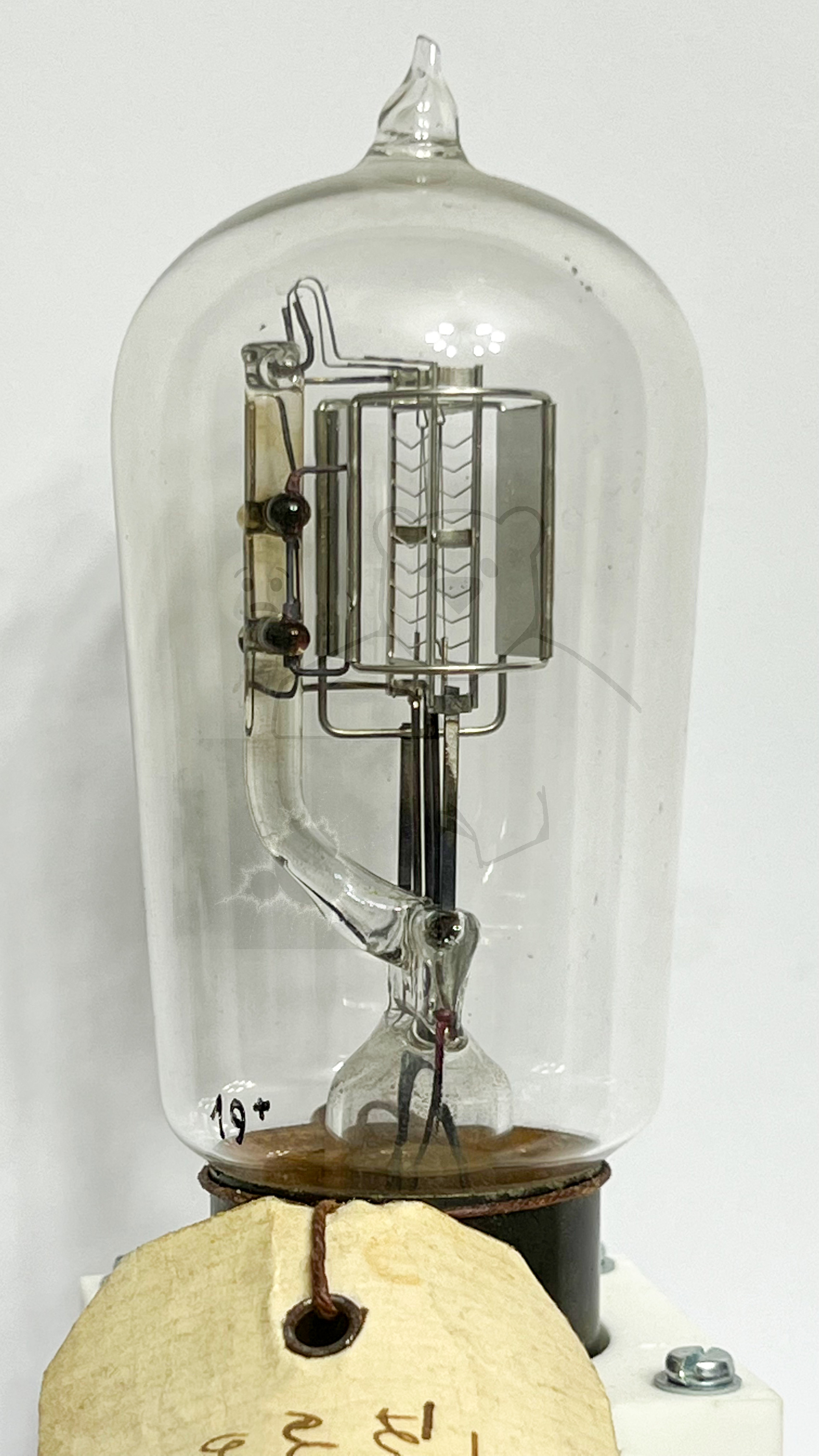 Röhre Ba #6421 Bild 1