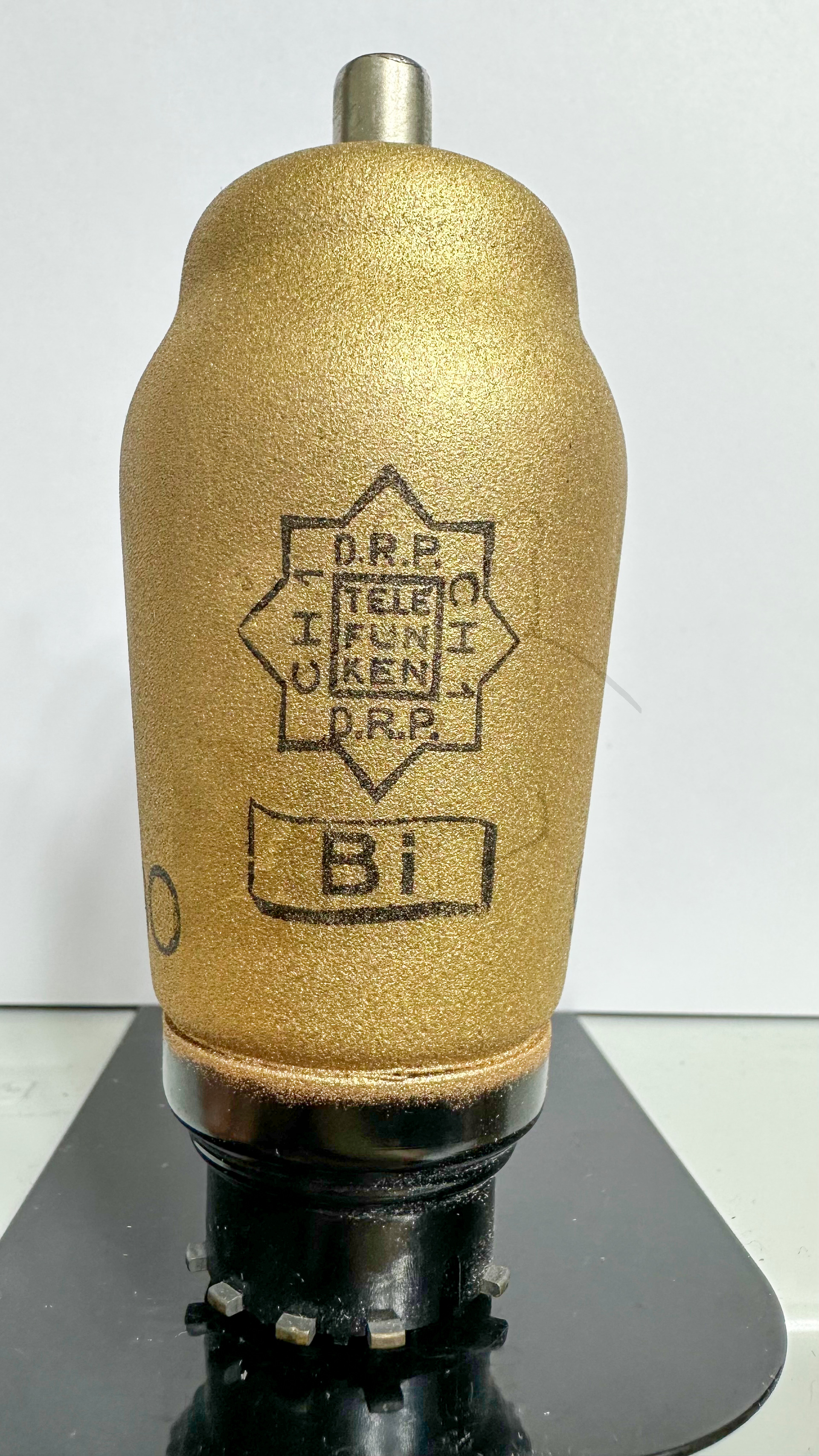 Röhre CH1 #5888 Bild 1