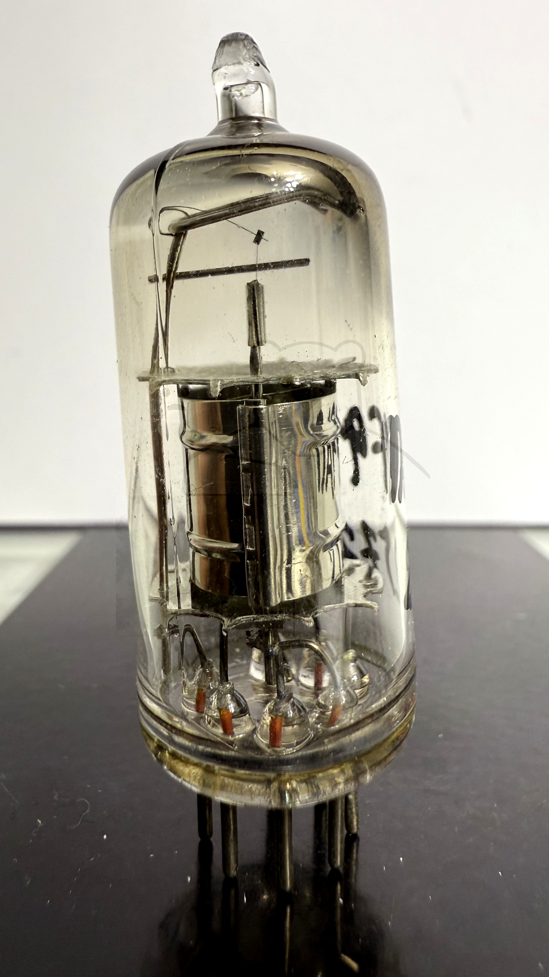 Röhre DAF91 #2572 Bild 4