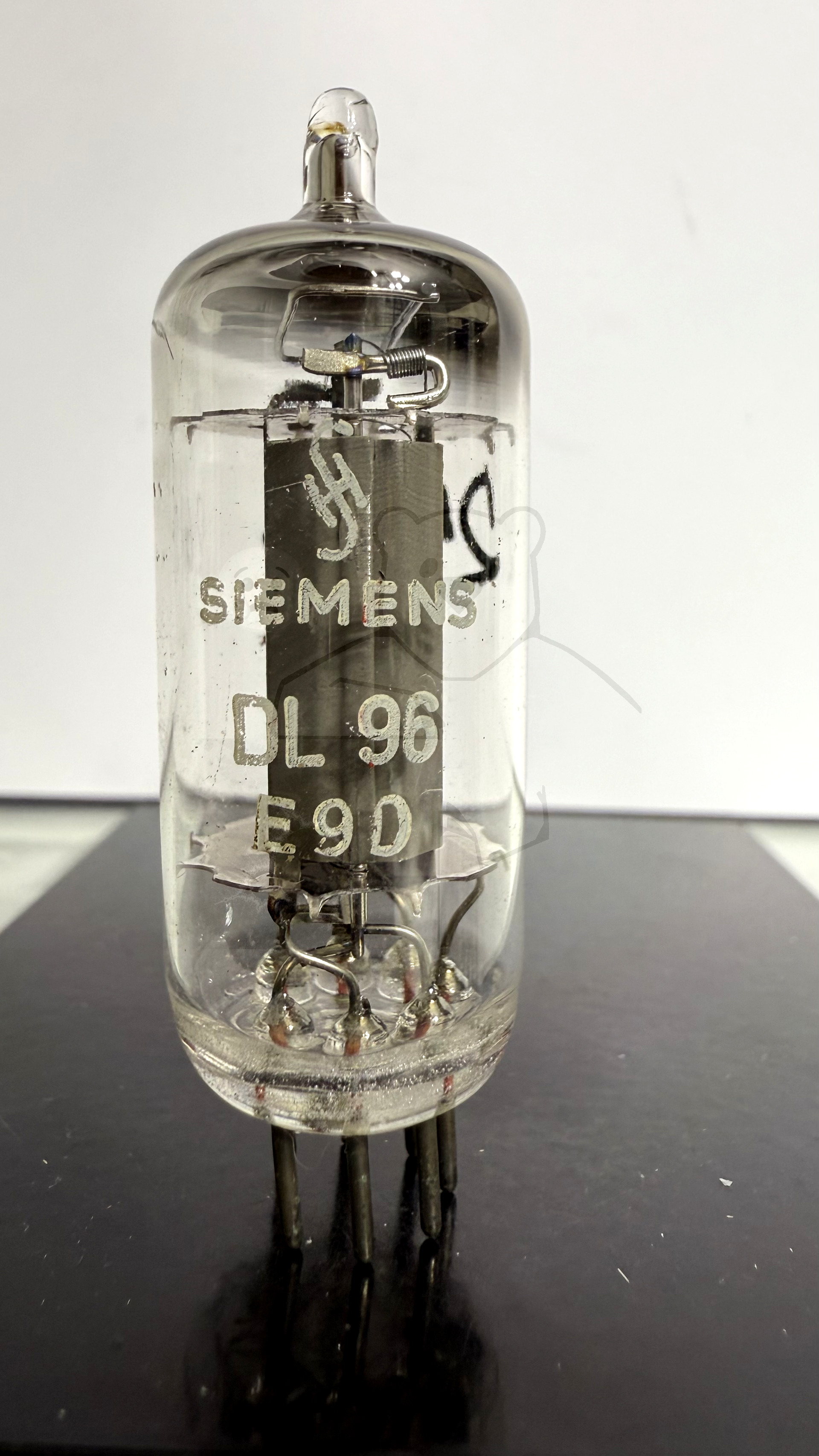 Röhre DL96 #2926 Bild 1