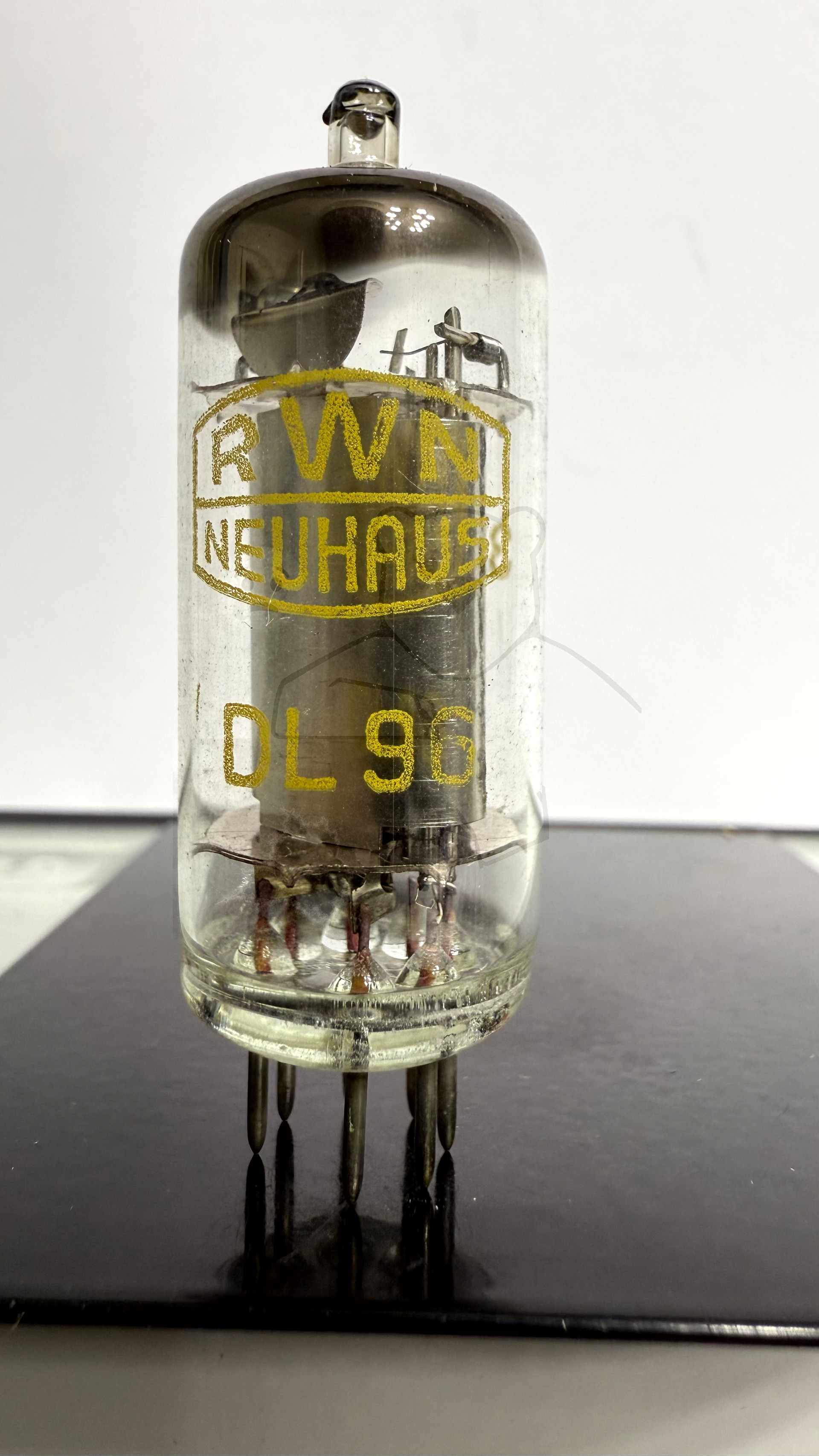 Röhre DL96 #4125 Bild 1