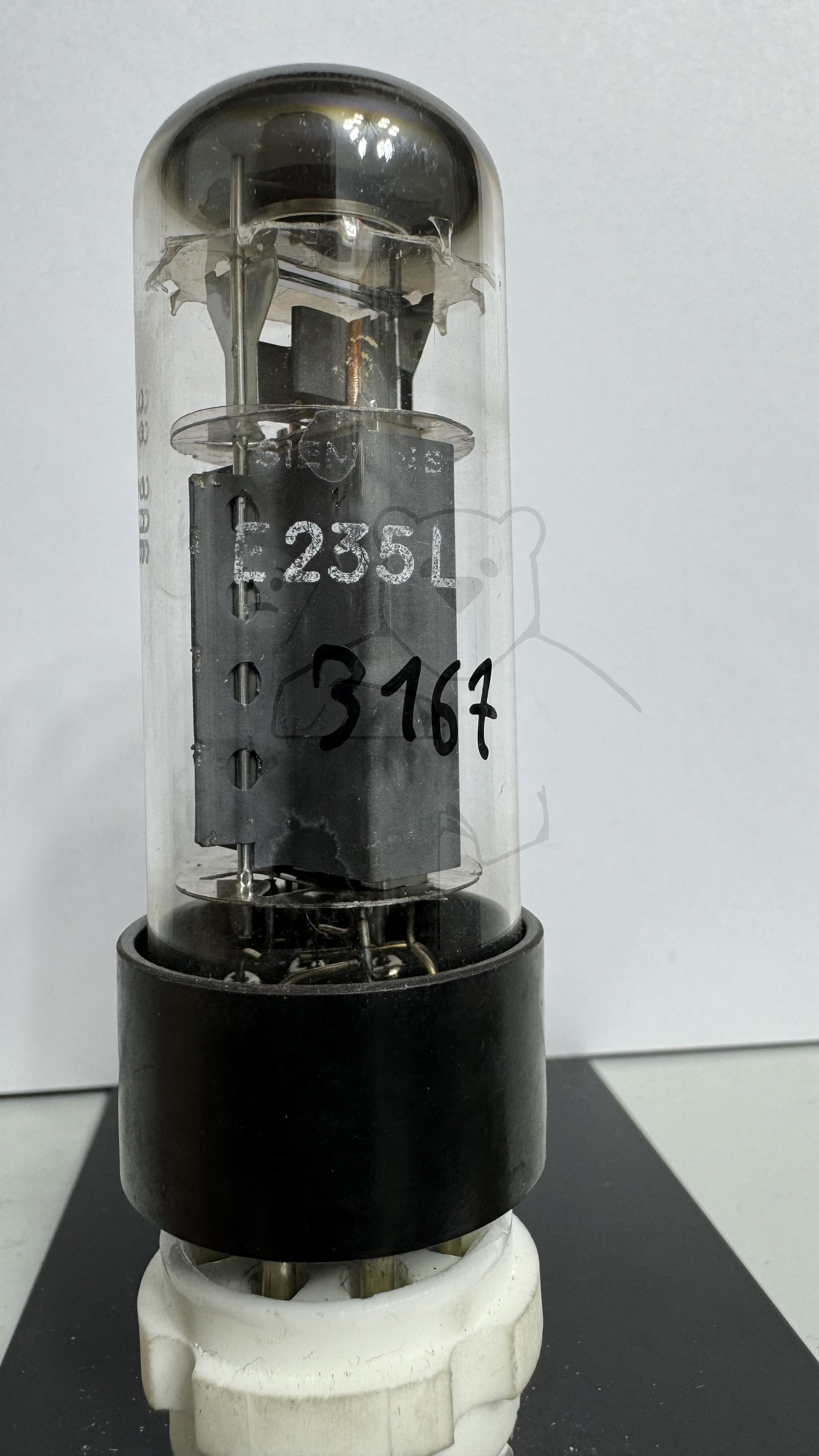 Röhre E235L #3167 Bild 1