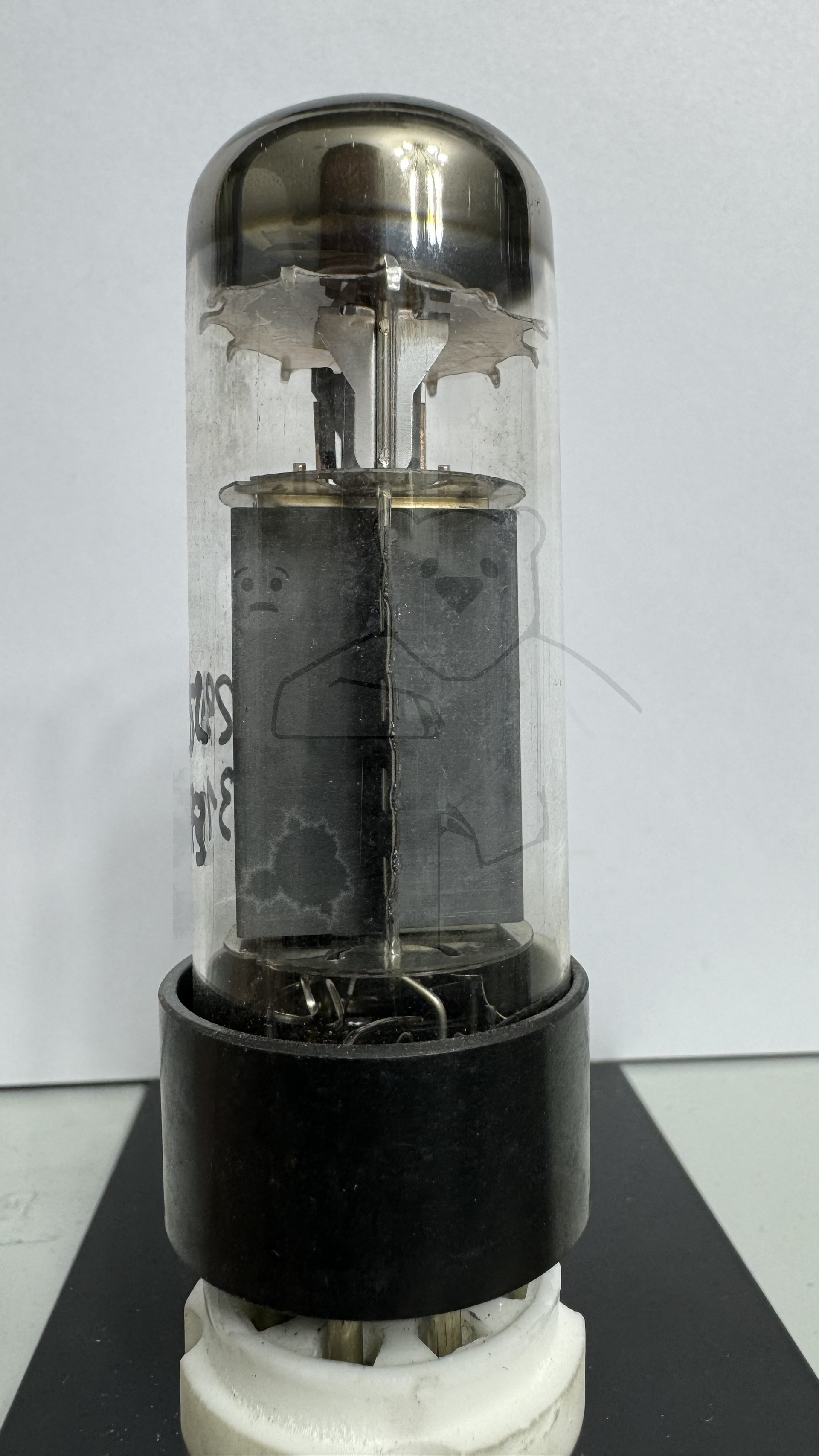 Röhre E235L #3173 Bild 1