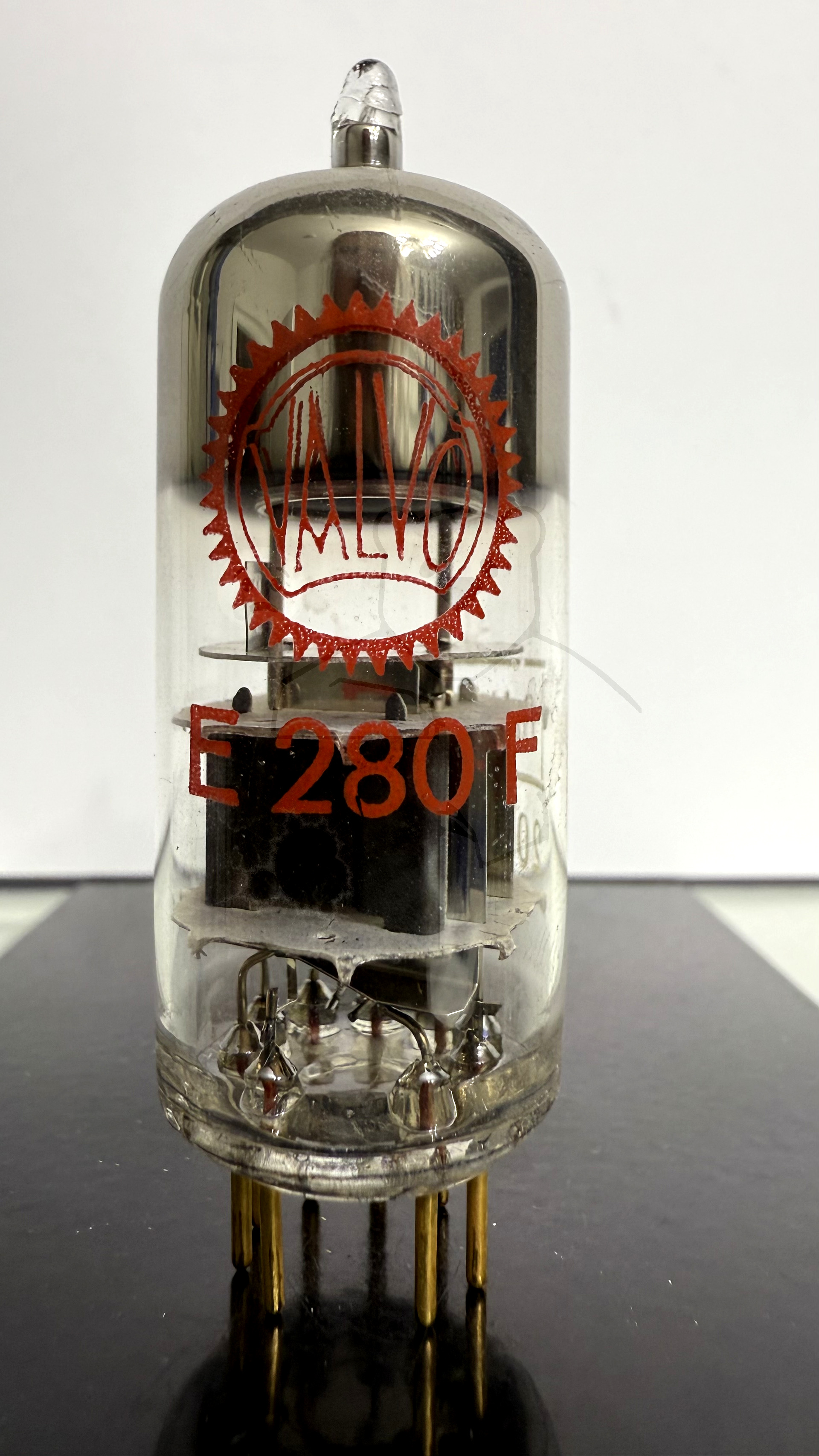 Röhre E280F #1311 Bild 1