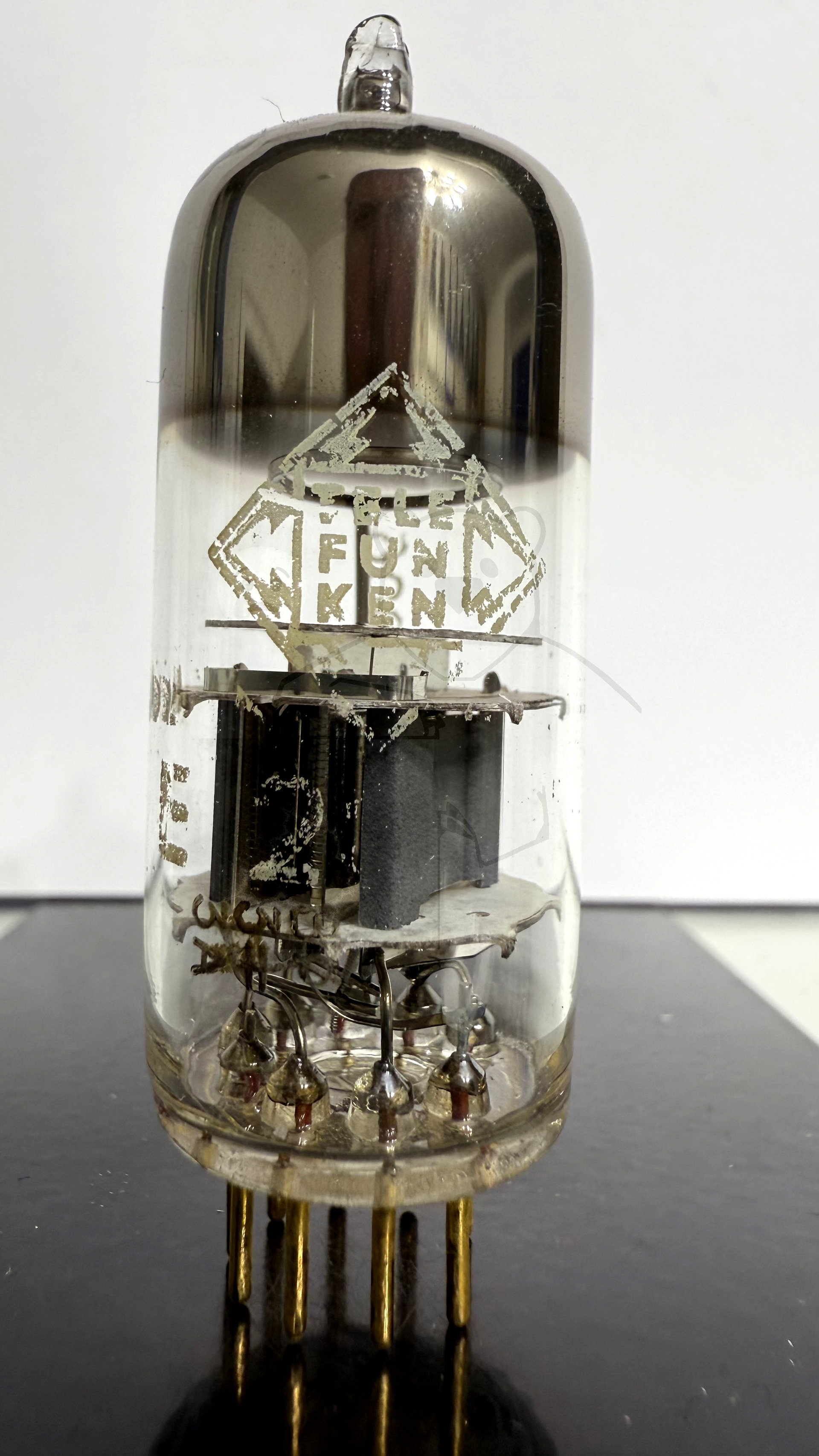 Röhre E280F #5112 Bild 1