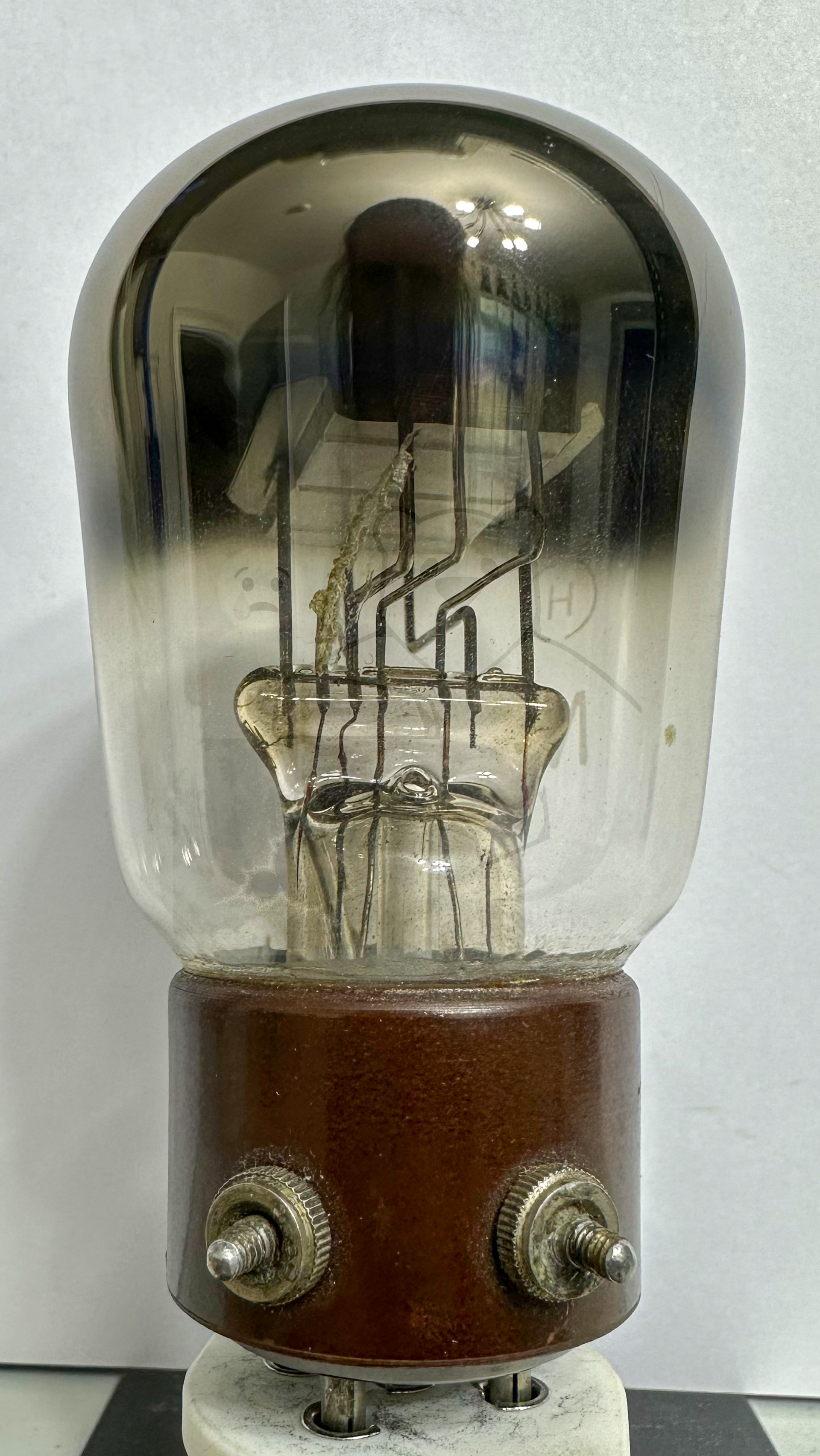 Röhre E415 (Europa, 4pol und Seitenanschluss) #4561 Bild 1