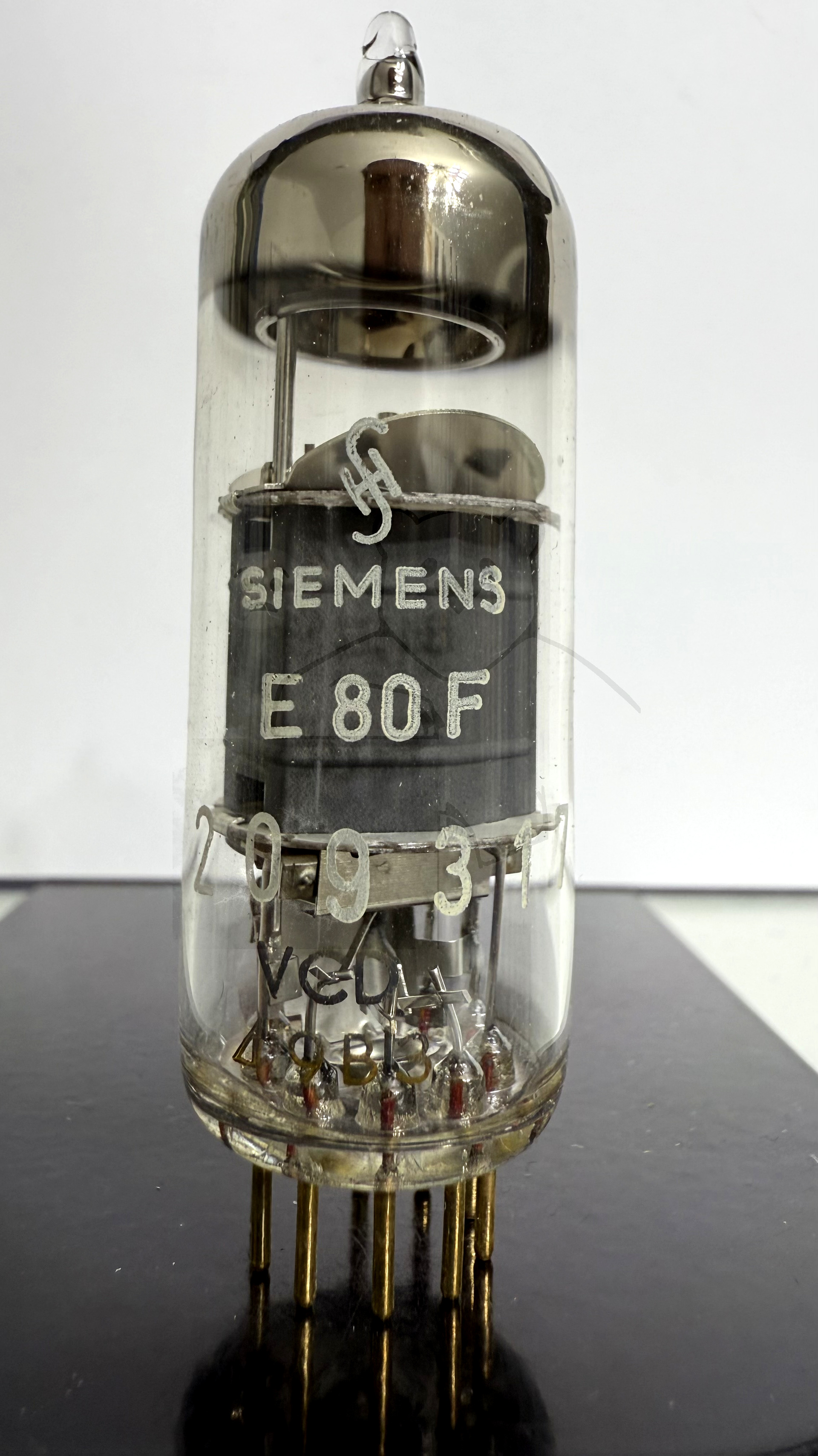 Röhre E80F #7303 Bild 1