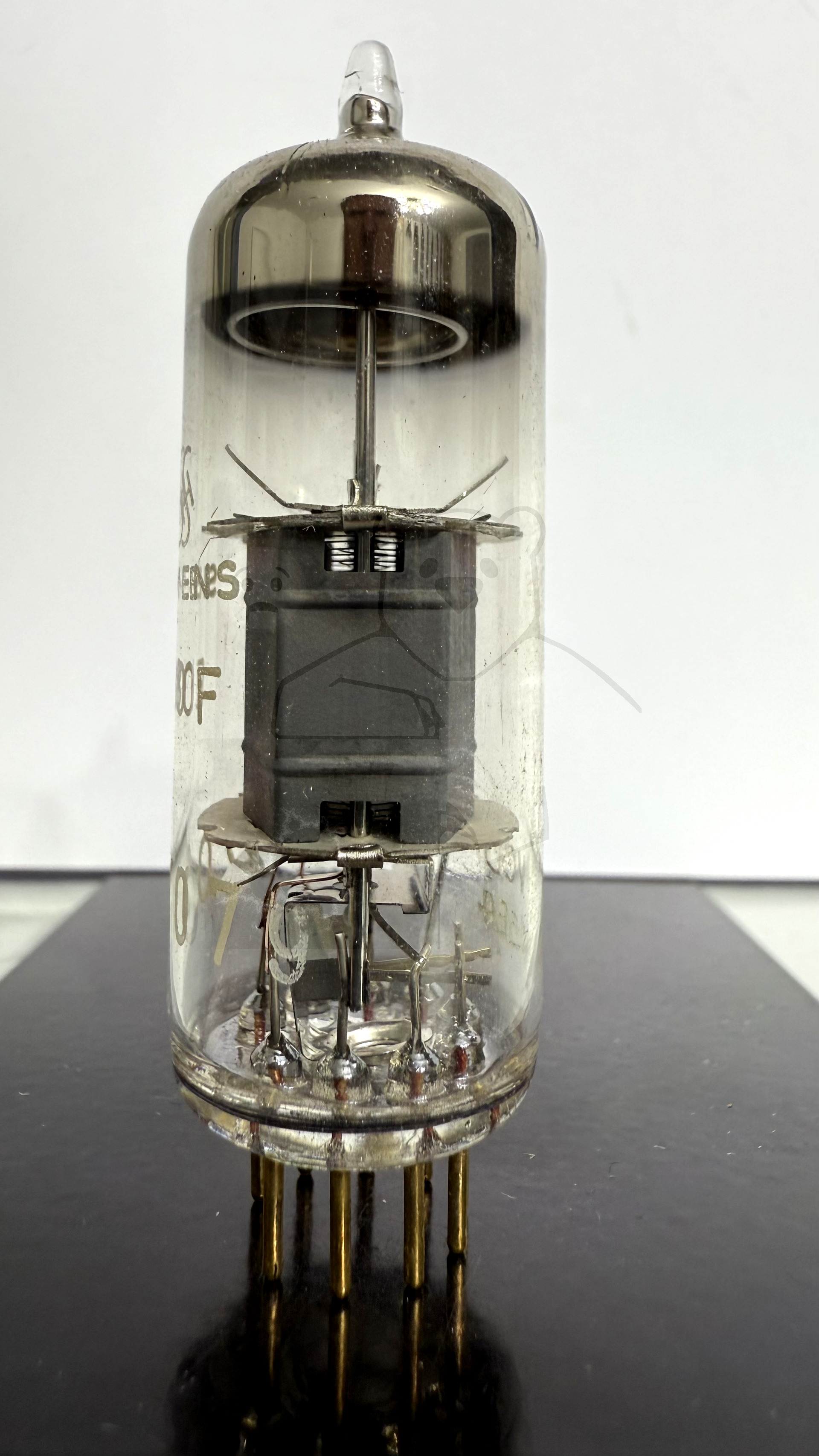Röhre E80F #7304 Bild 2
