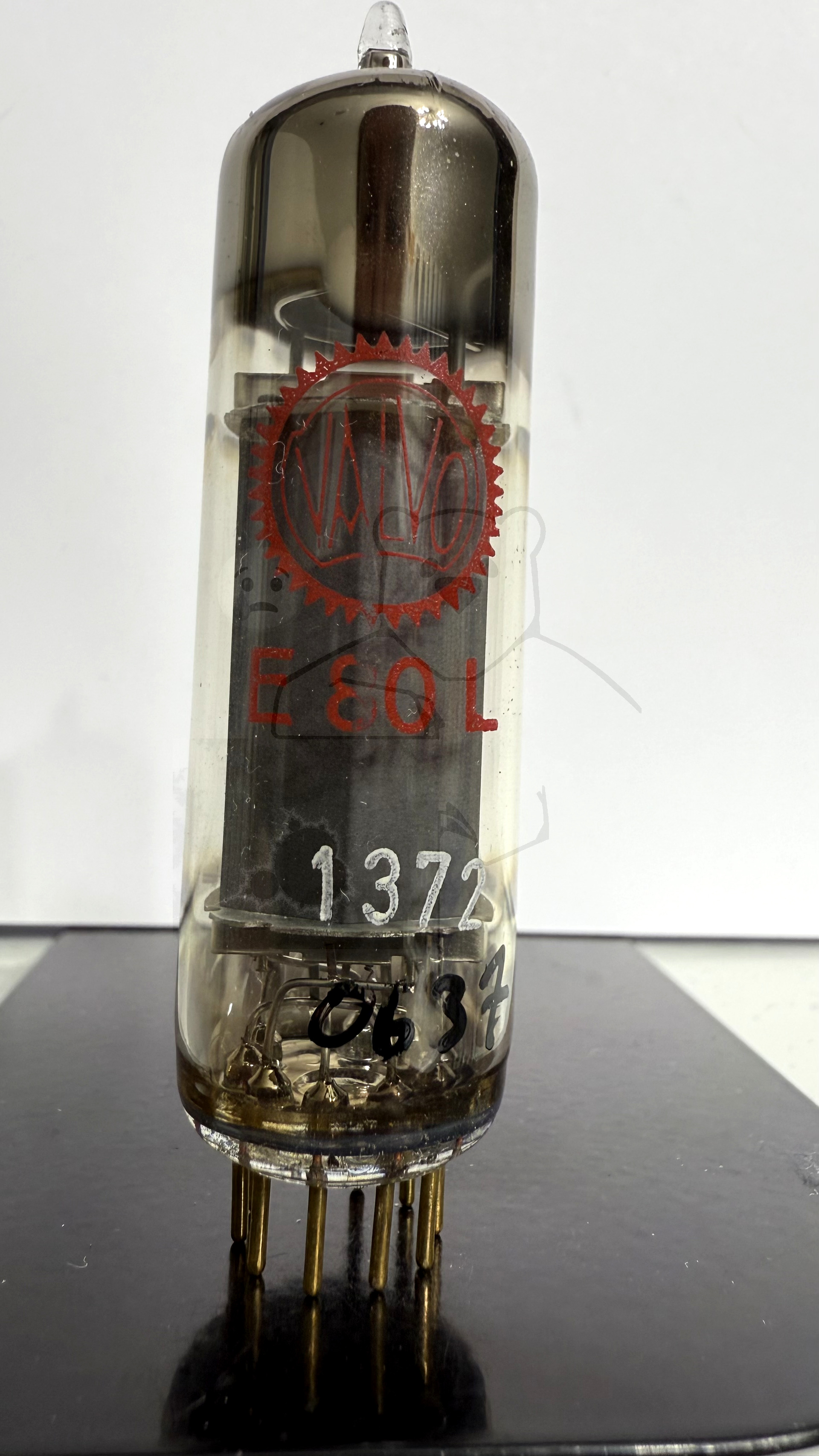 Röhre E80L #0637 Bild 1