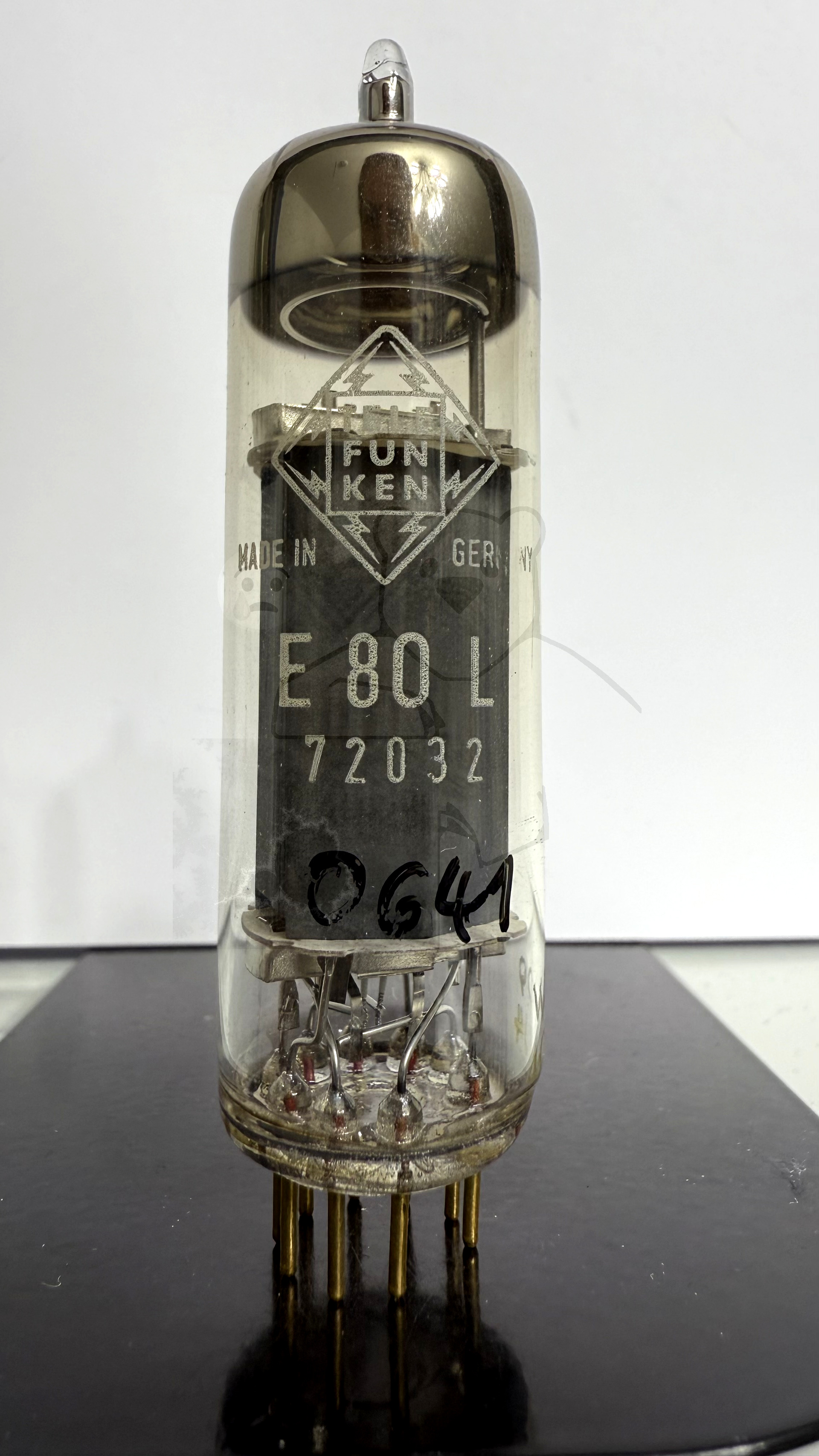 Röhre E80L #0641 Bild 1