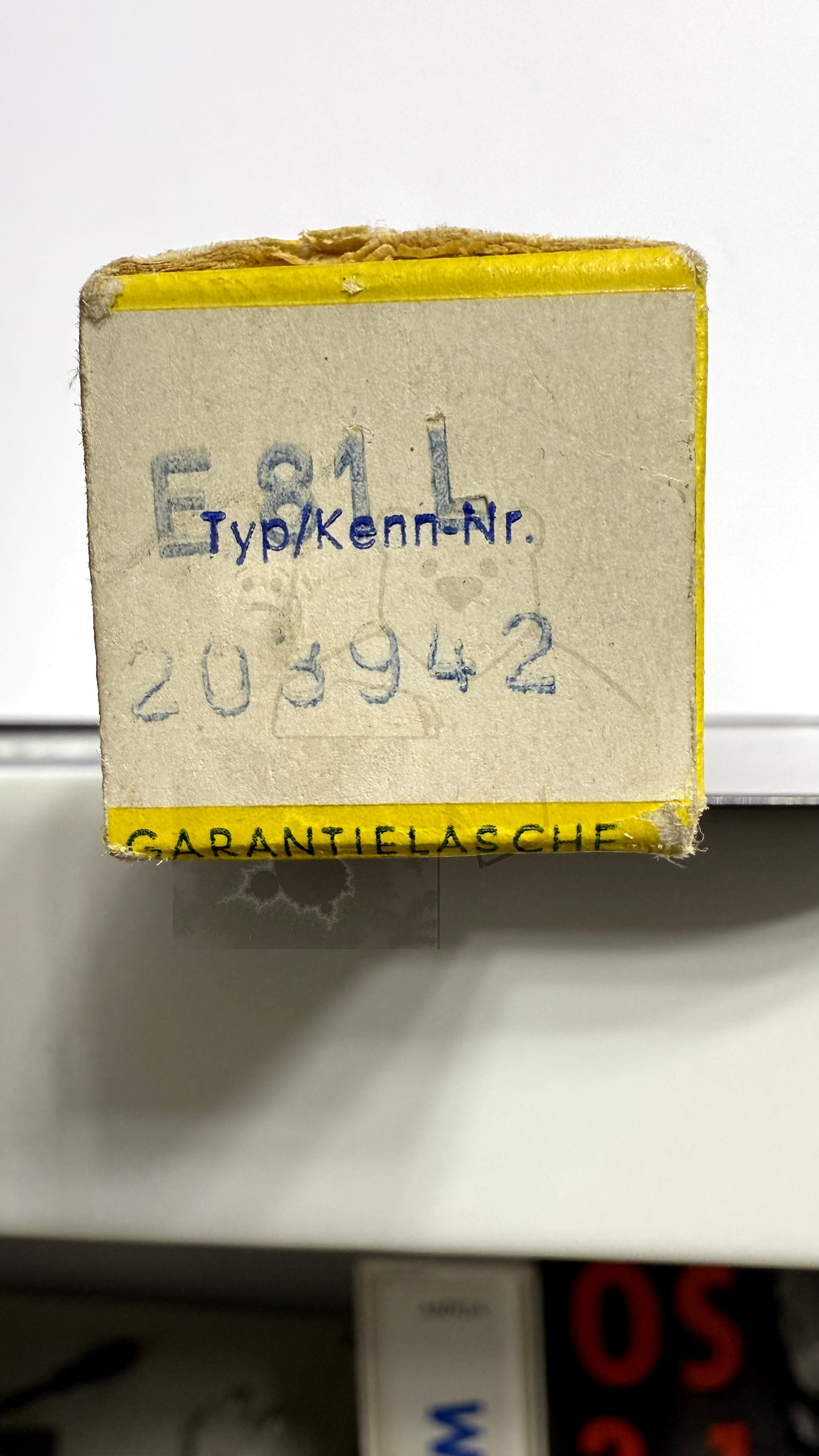 Röhre E81L #3353 Verpackung Bild 5