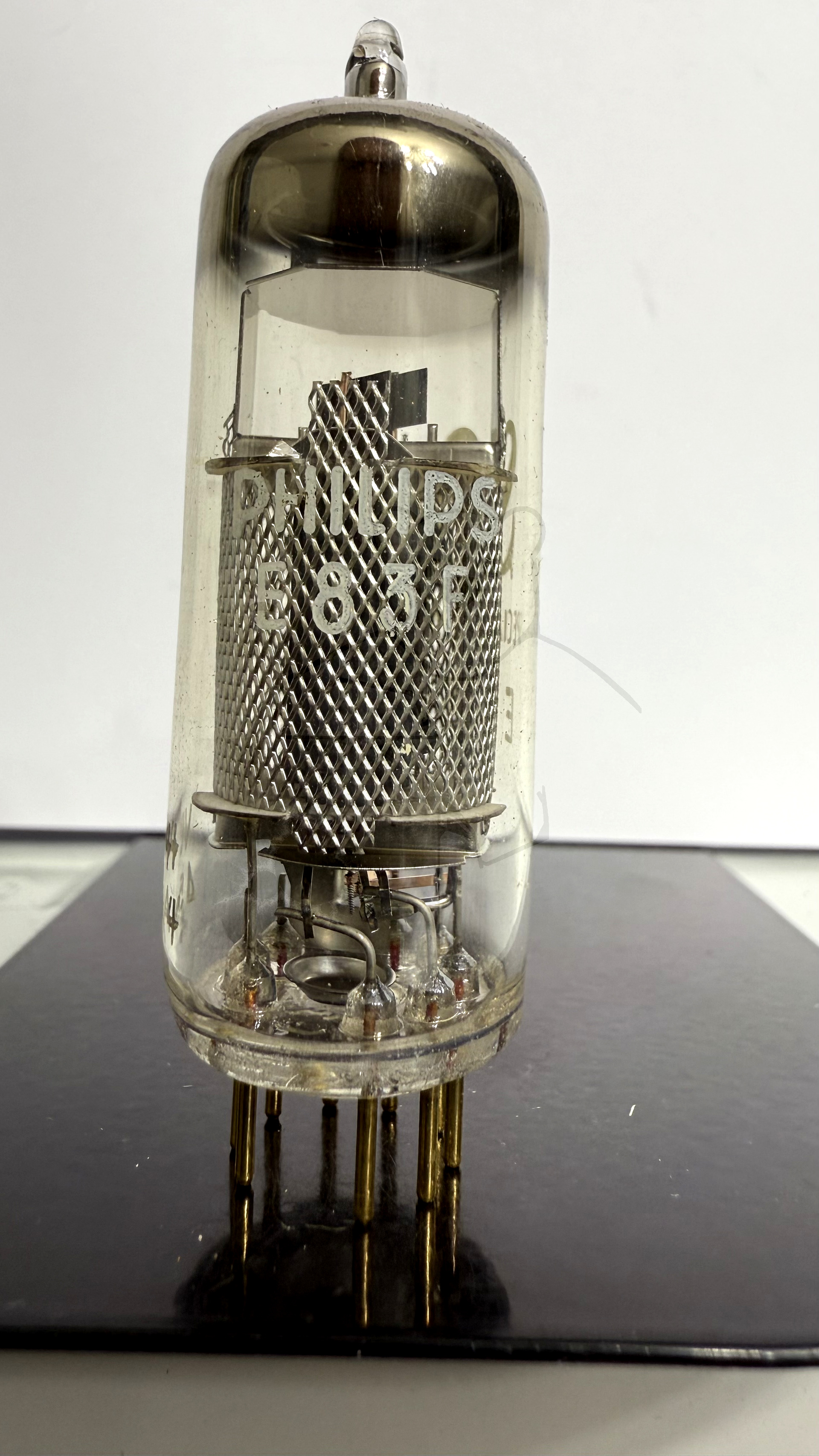 Röhre E83F #3840 Bild 1