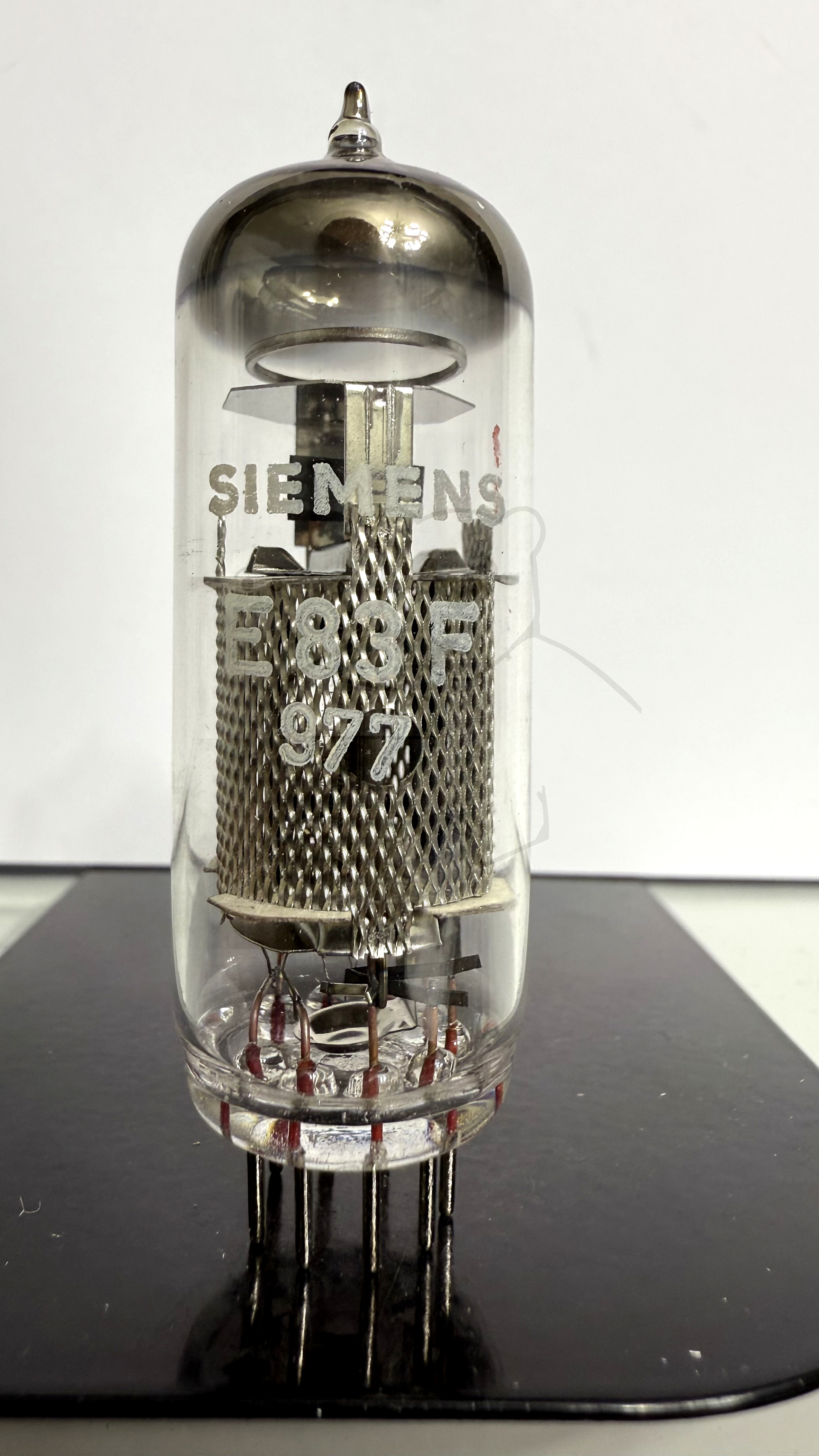 Röhre E83F #4392 Bild 1
