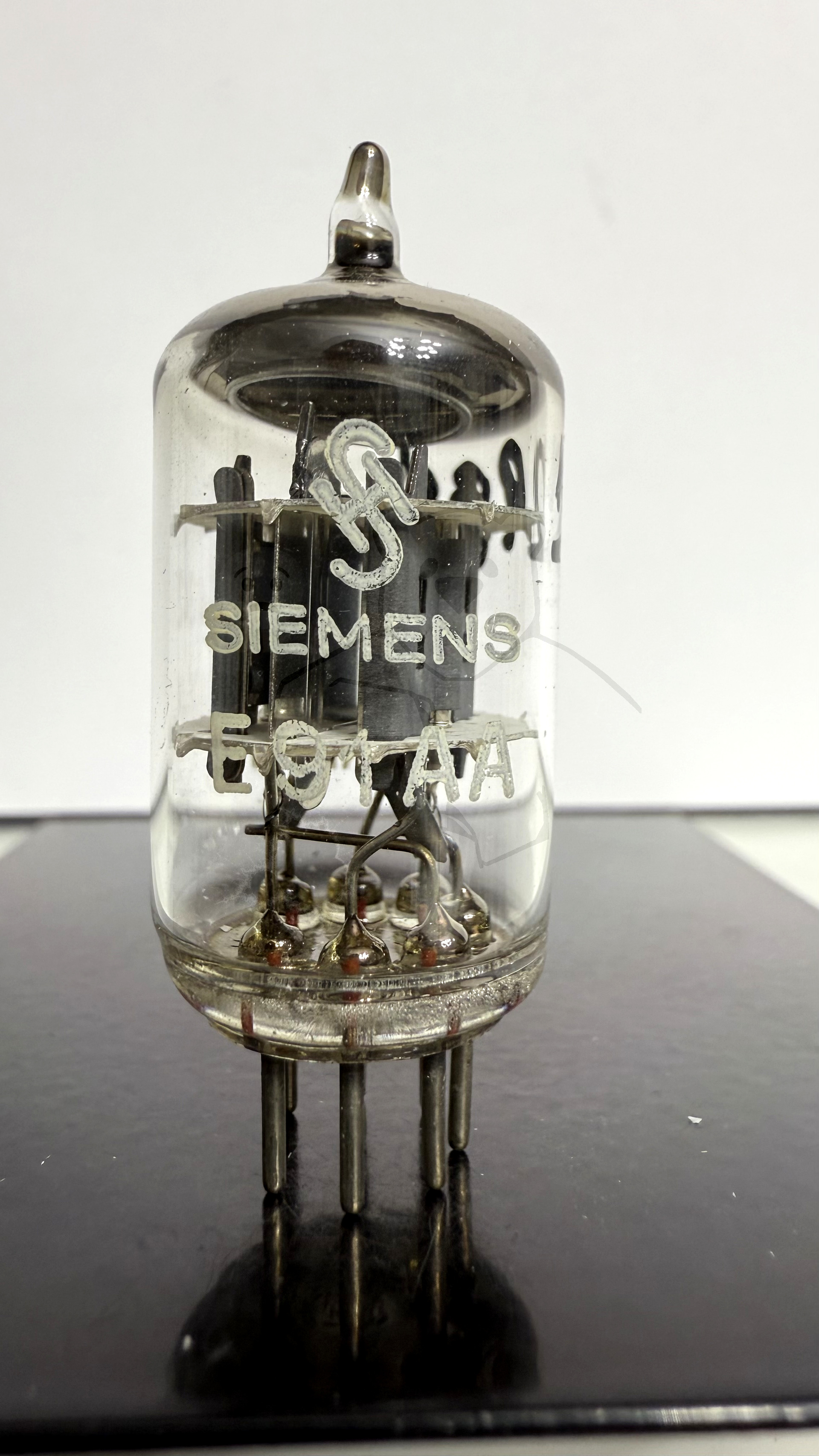 Röhre E91AA #2988 Bild 1