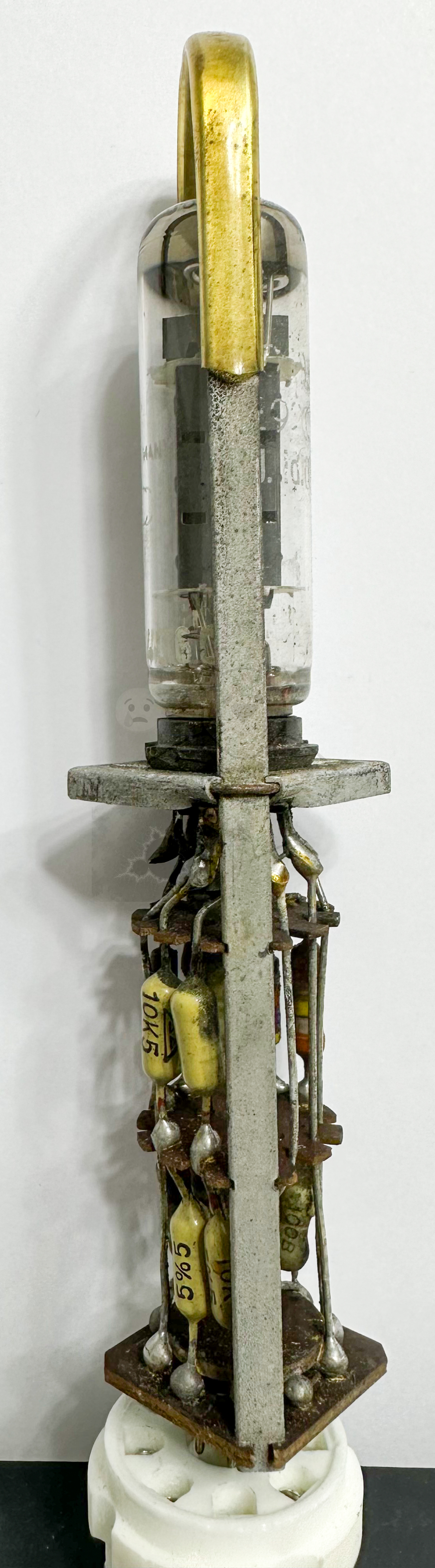 Röhre E92CC #7531 in einem Computermodul Bild 2