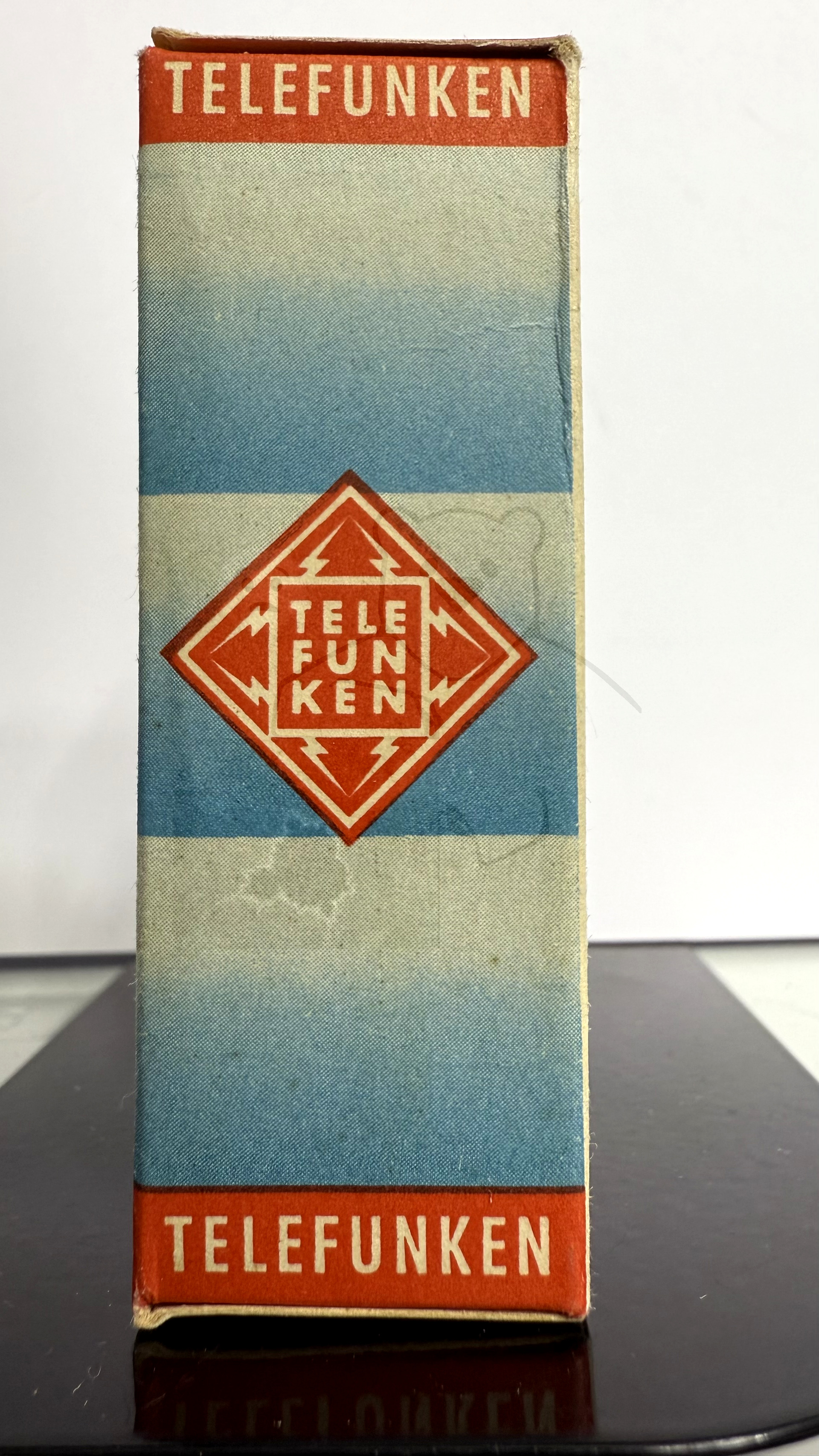 Röhre EAA91 #3372 Verpackung Bild 2