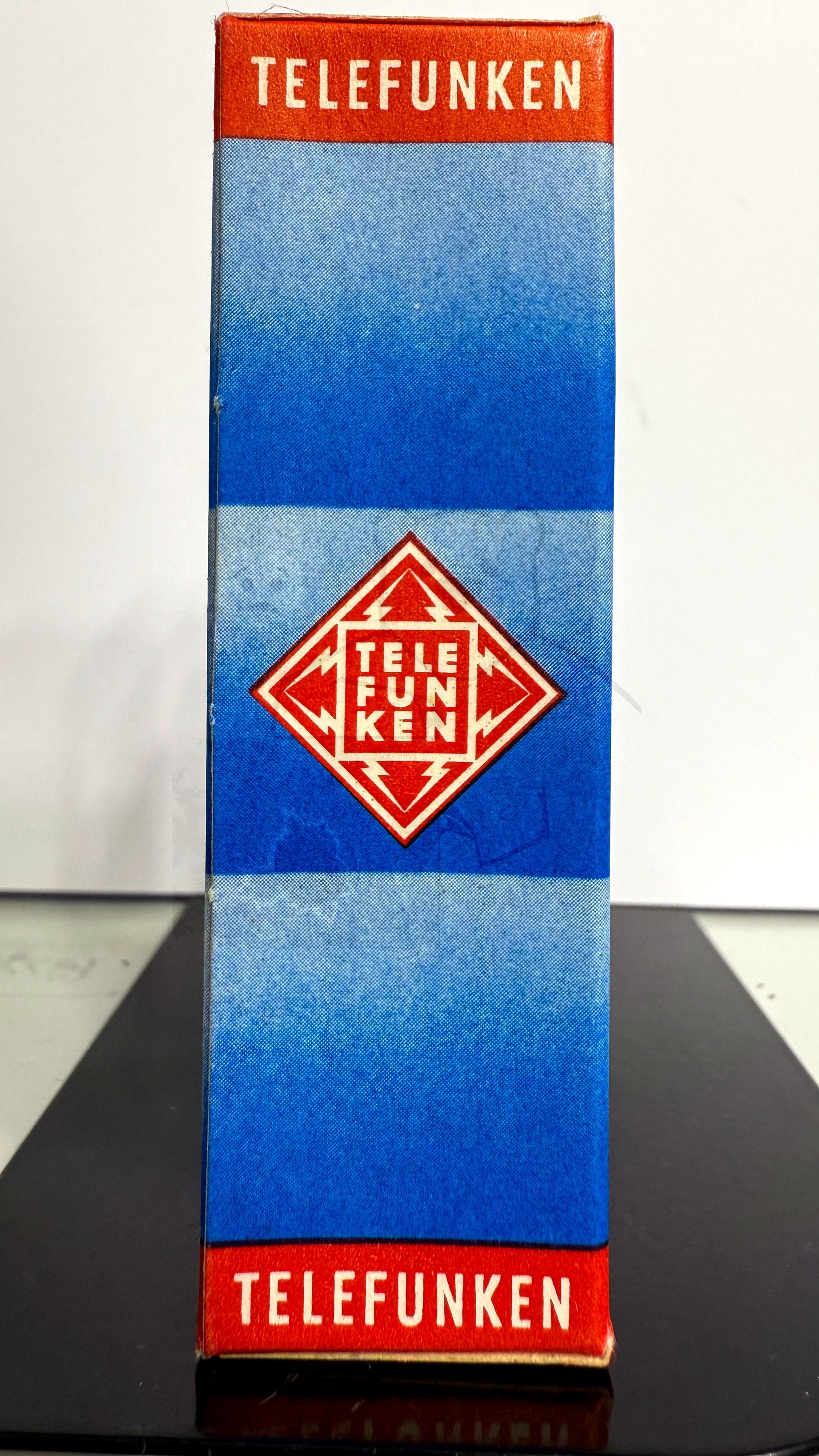 Röhre EAM86 #6952 Verpackung Bild 2