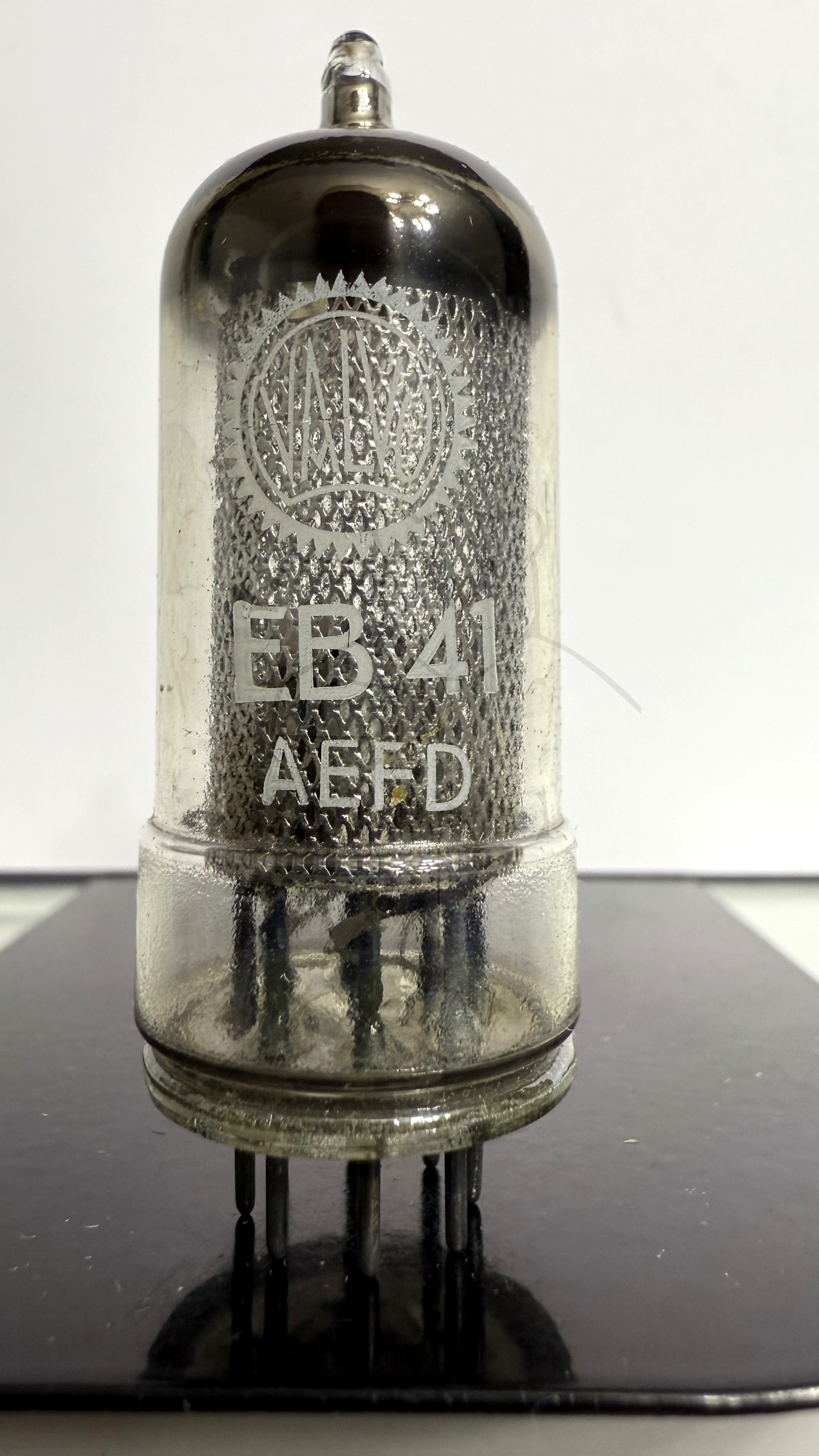 Röhre EB41 #4063 Bild 1