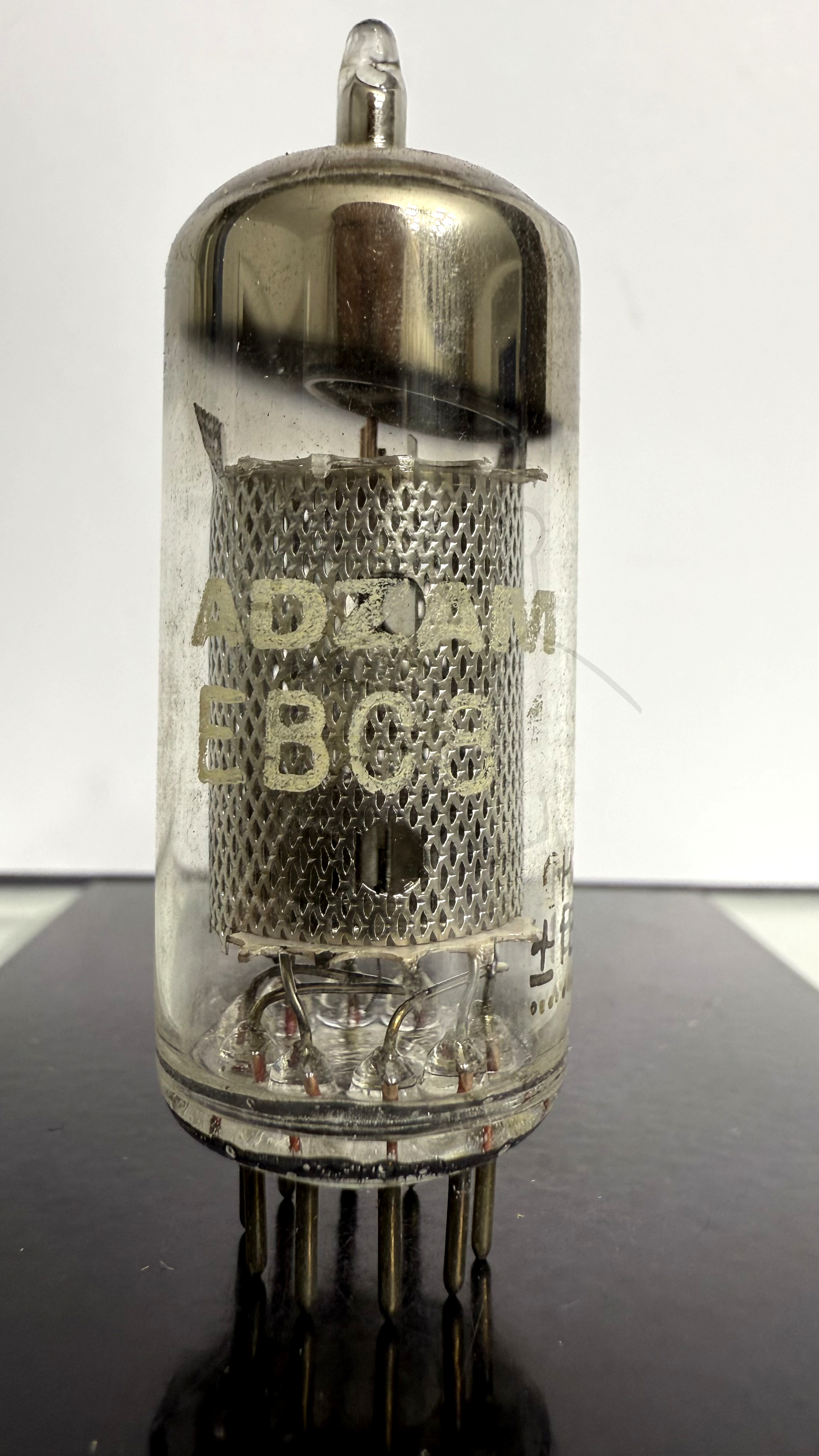 Röhre EBC81 #4330 Bild 1