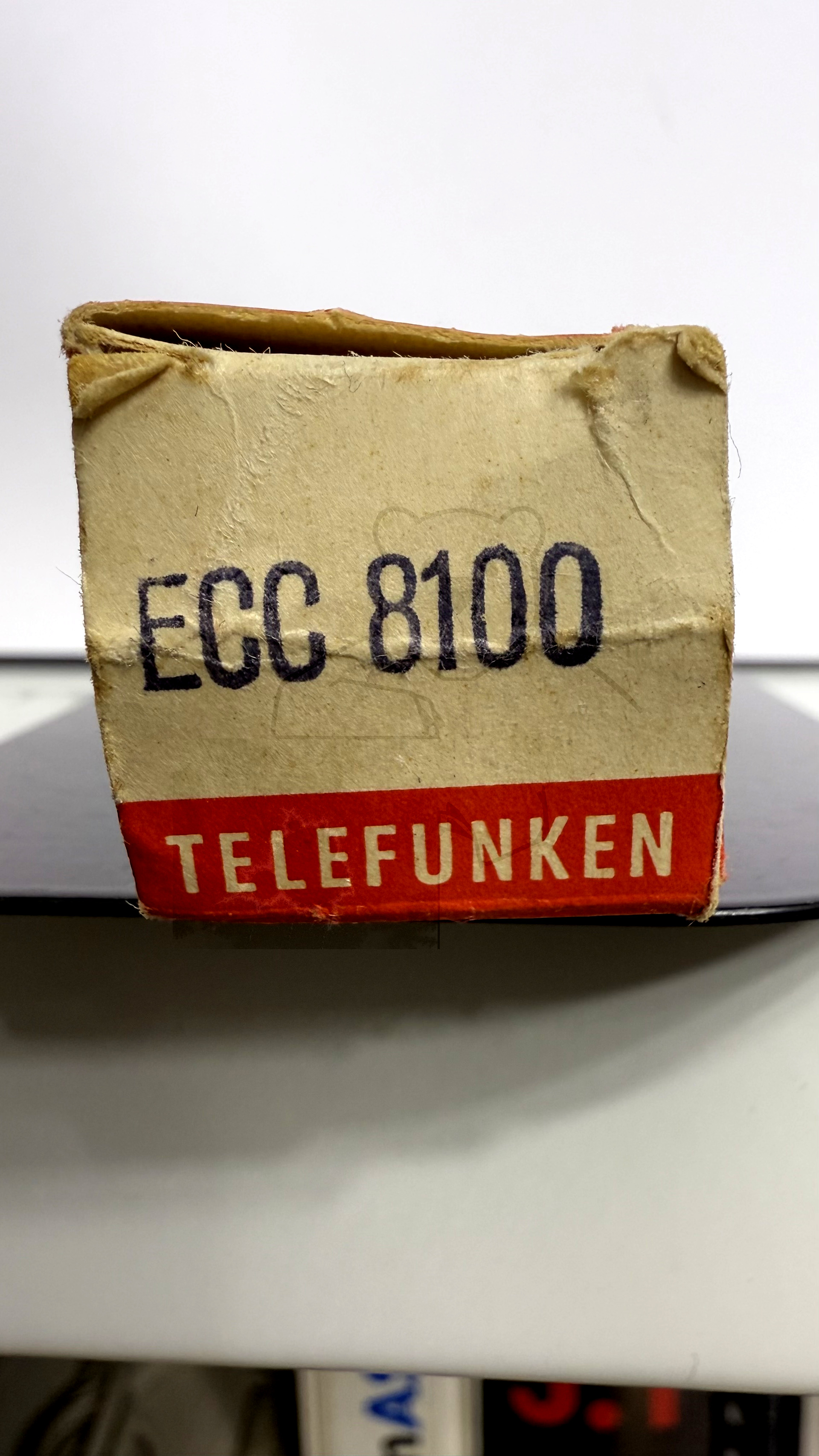 Röhre ECC8100 #7510 Verpackung Bild 4