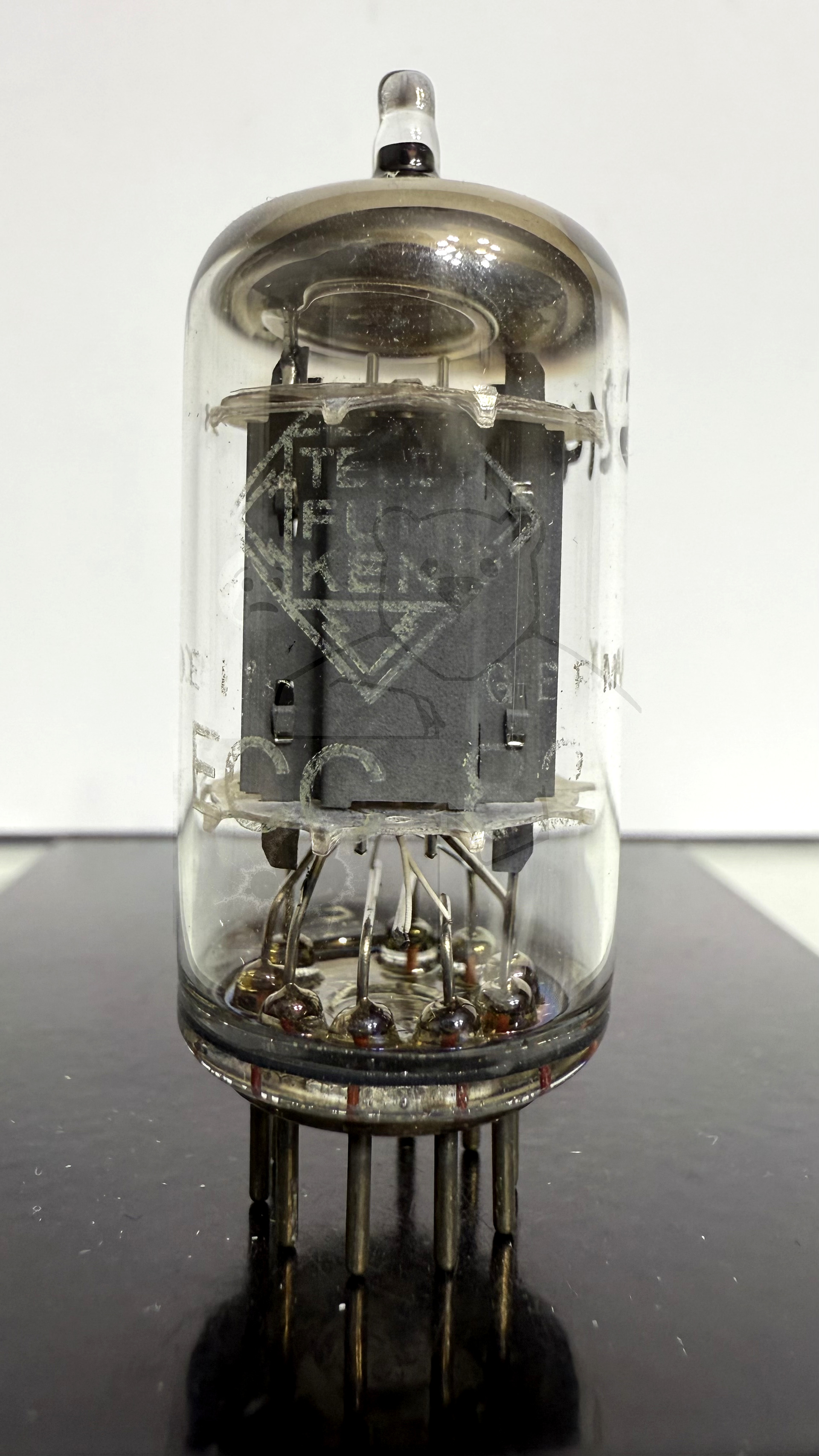 Röhre ECC82 #2146 Bild 1