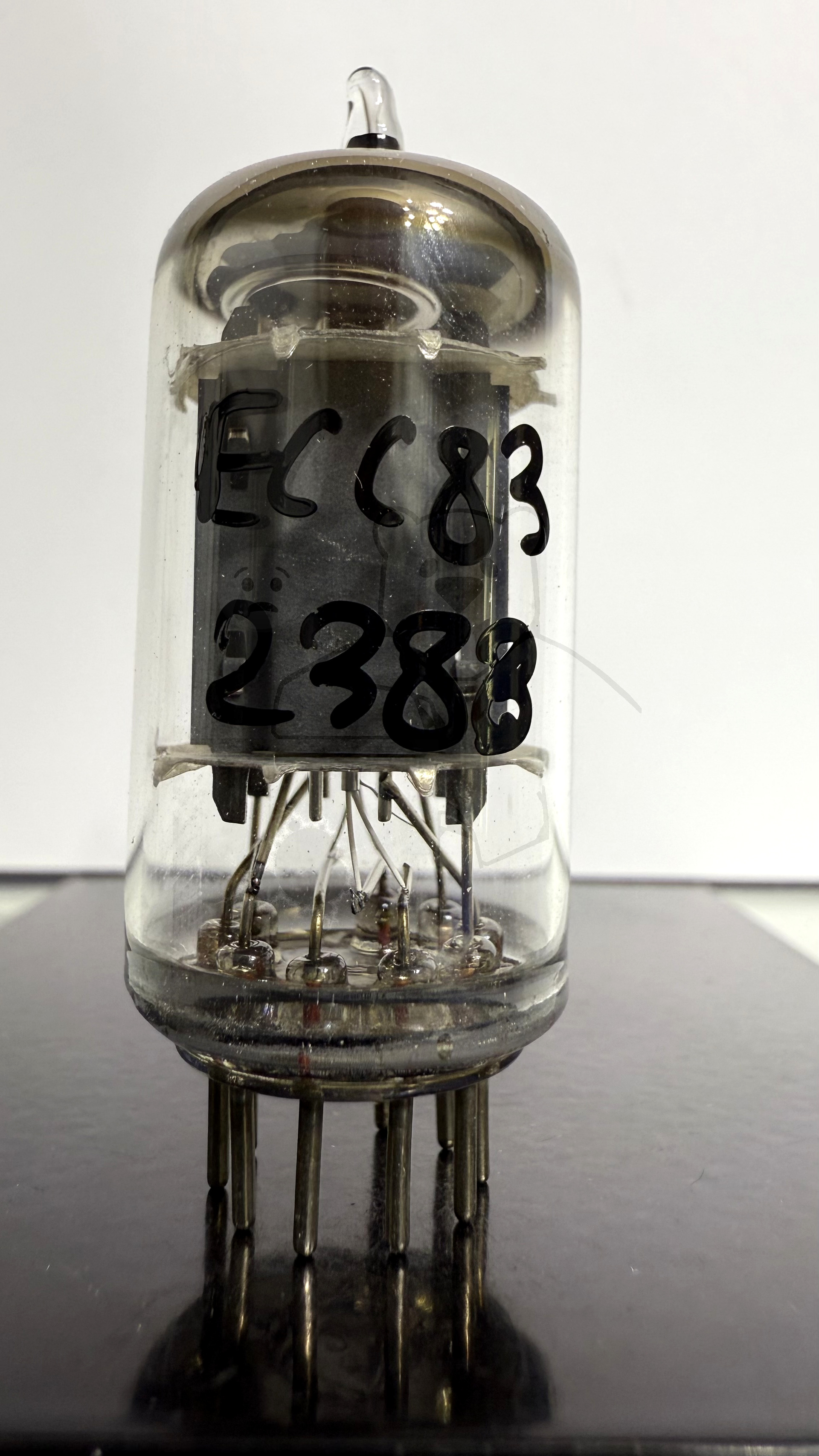 Röhre ECC83 #2388 Bild 1