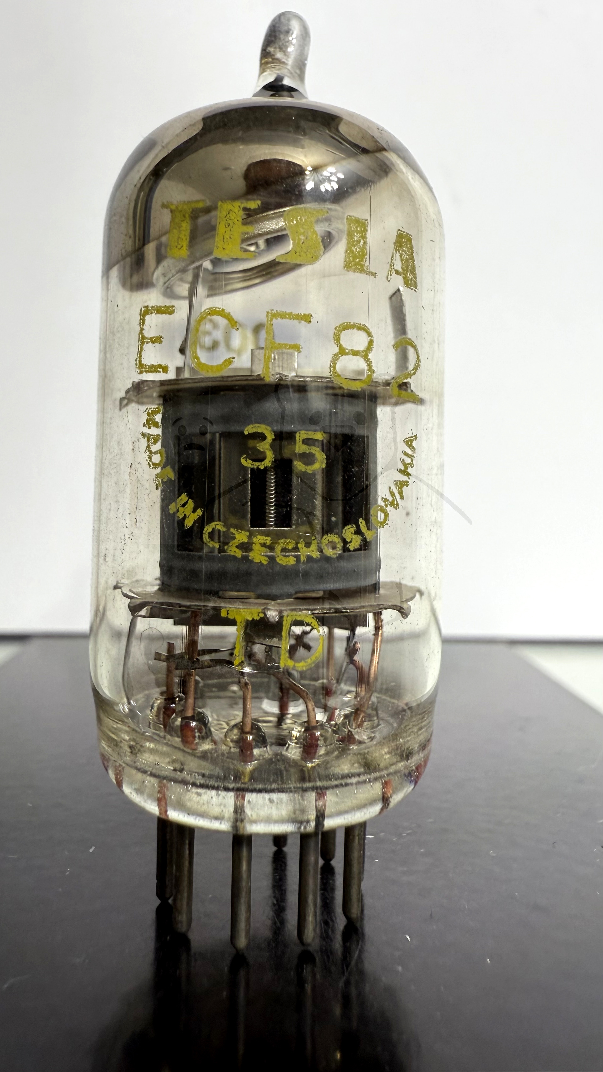 Röhre ECF82 #5760 Bild 1