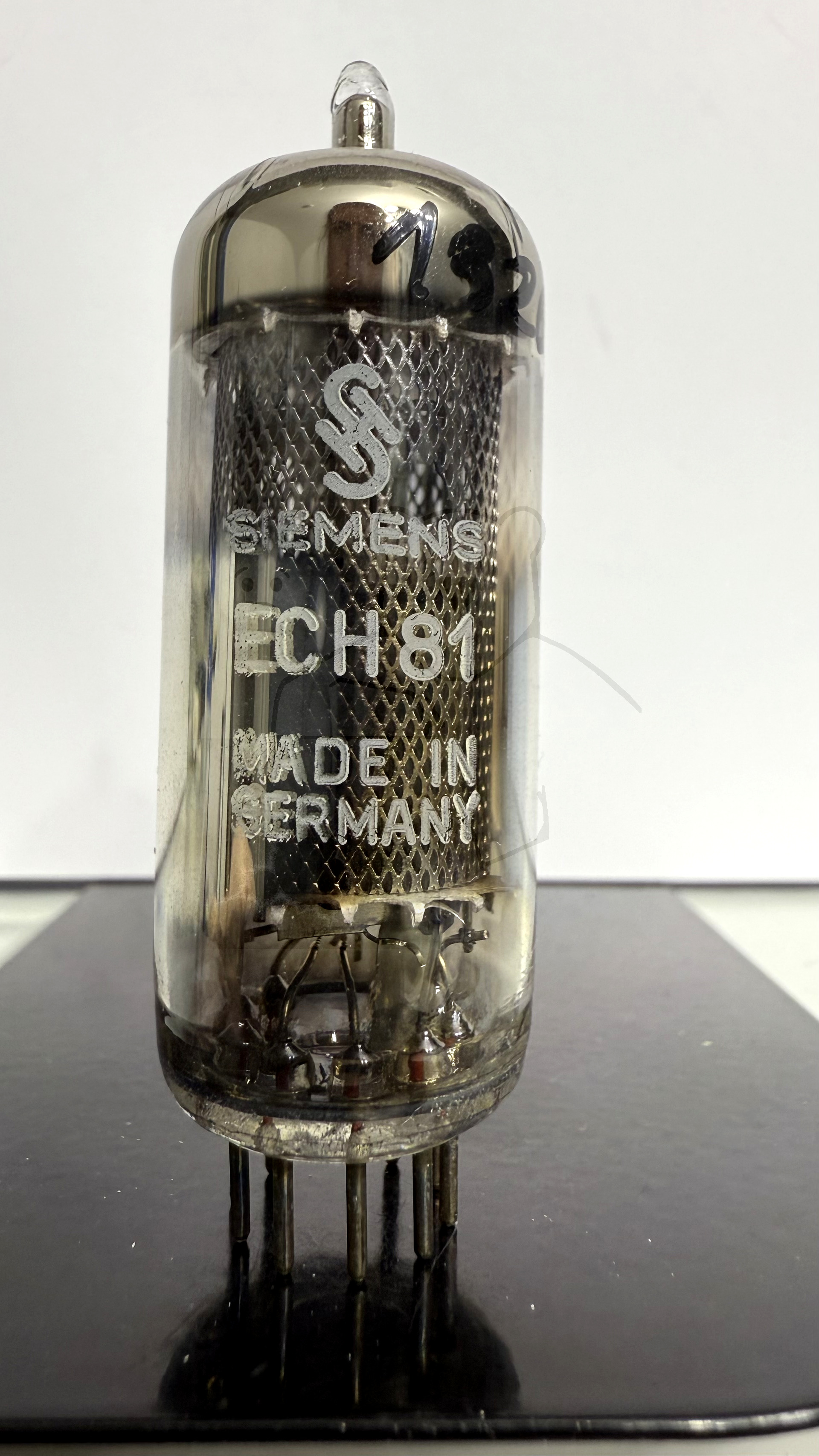 Röhre ECH81 #1326 Bild 1