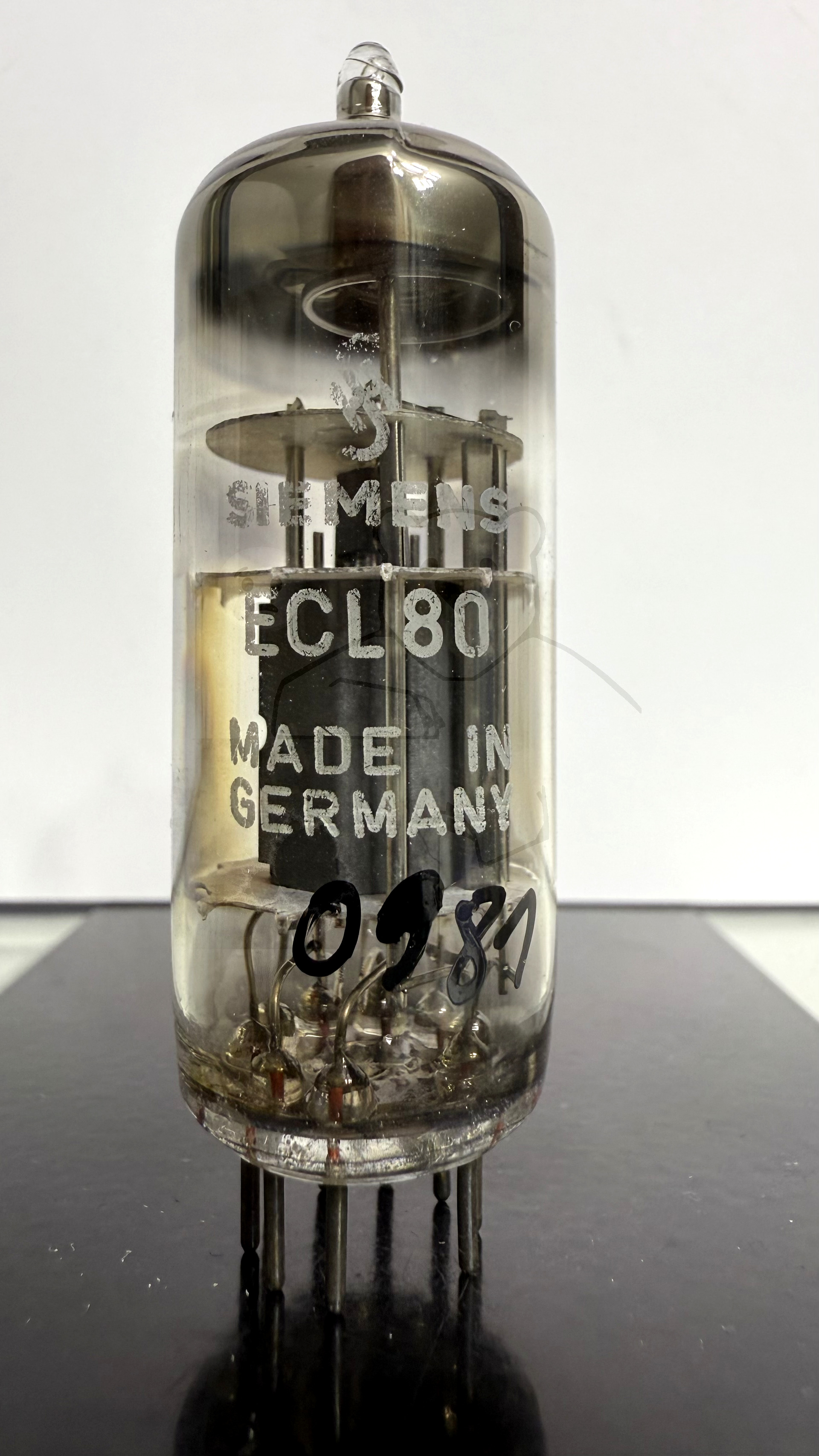 Röhre ECL80 #0981 Bild 1