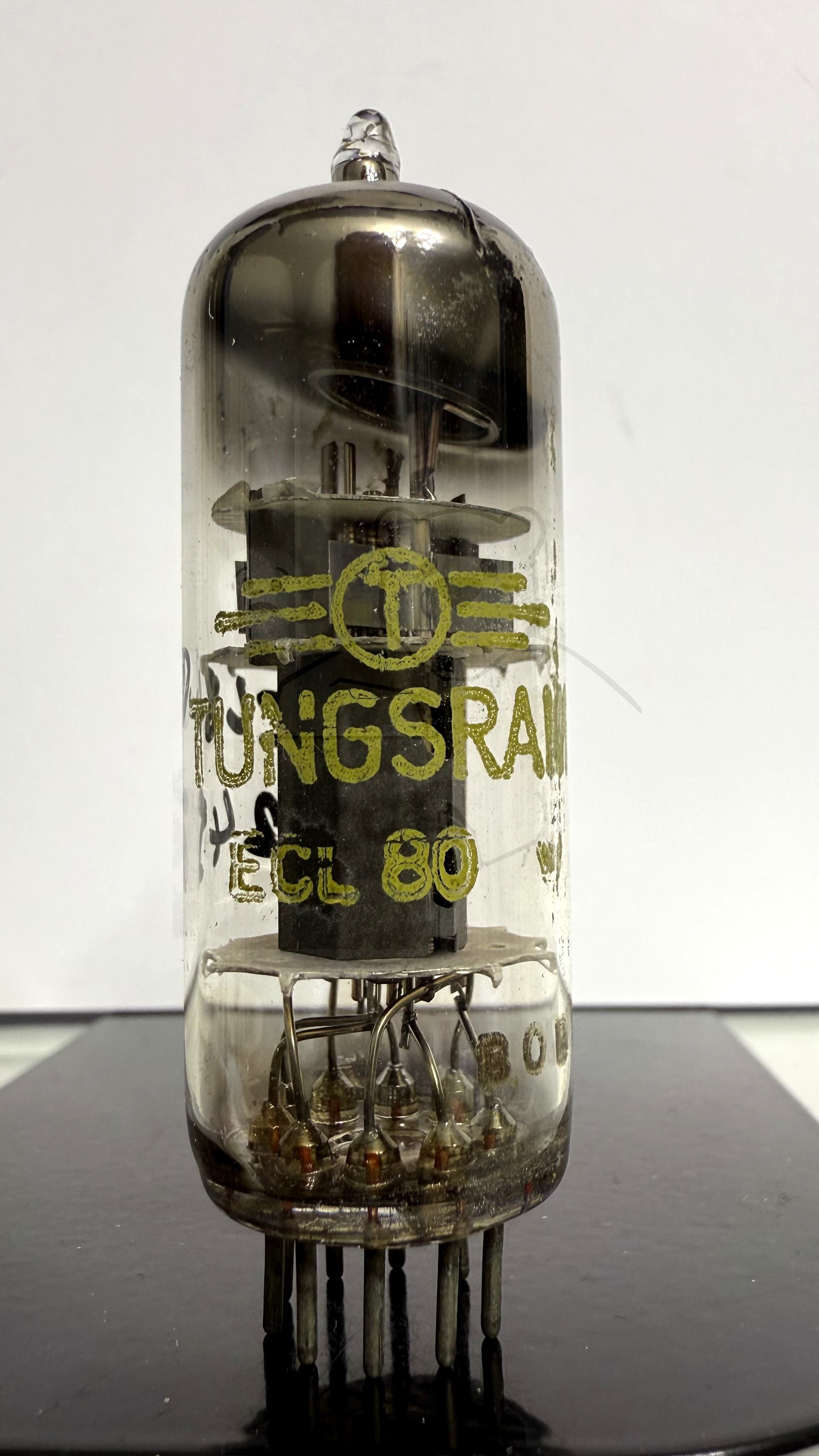 Röhre ECL80 #1245 Bild 1