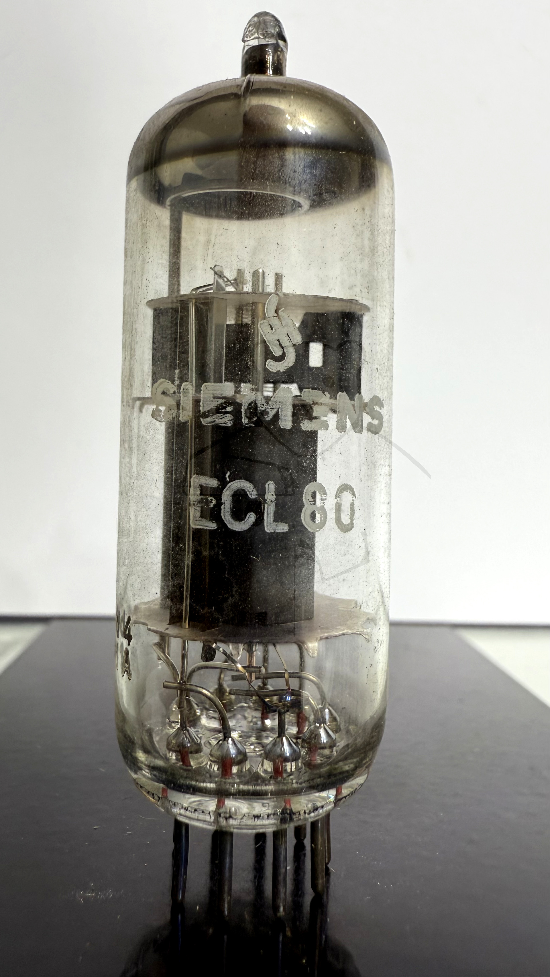 Röhre ECL80 #6998 Bild 1