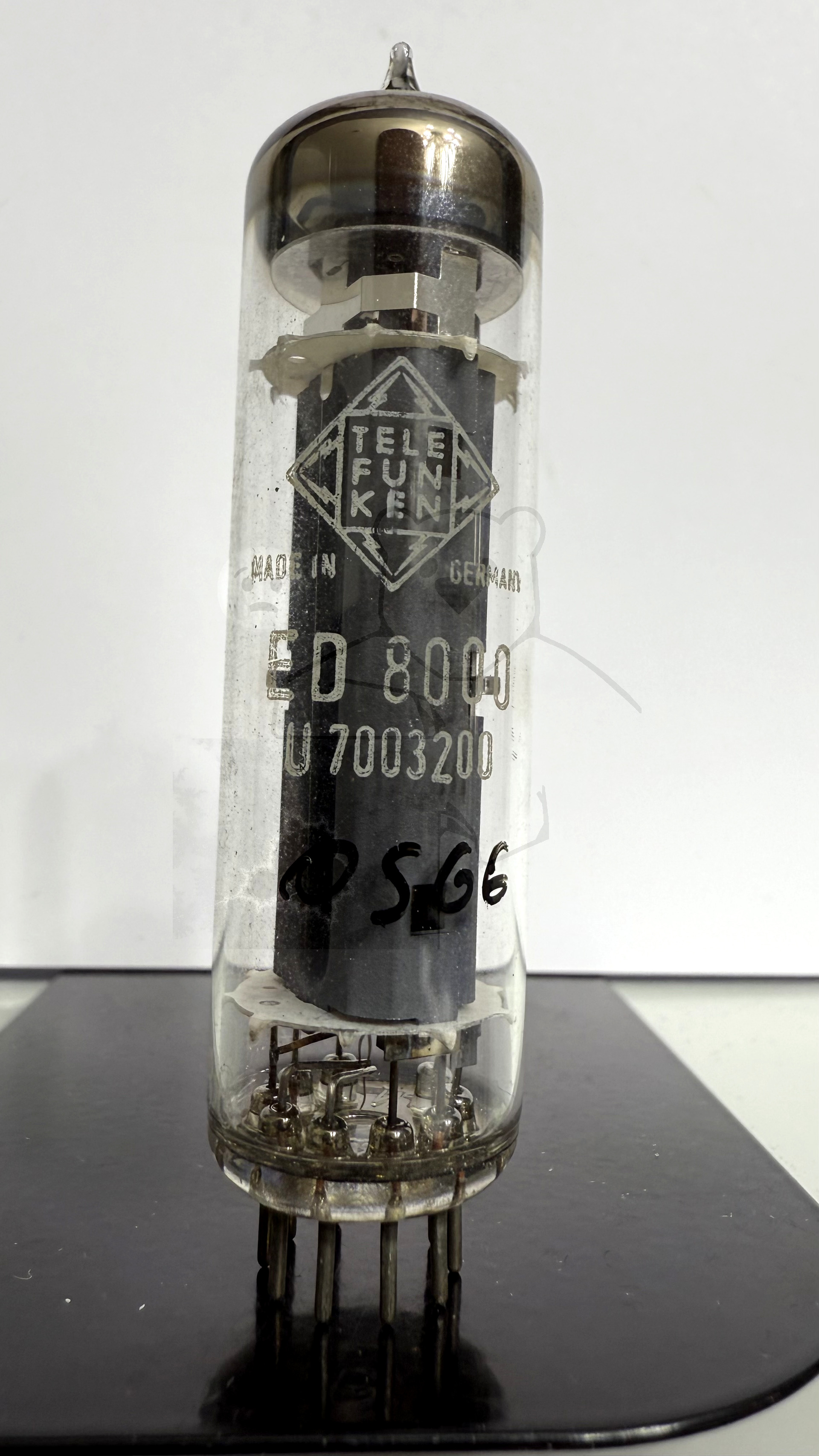 Röhre ED8000 #0566 Bild 1