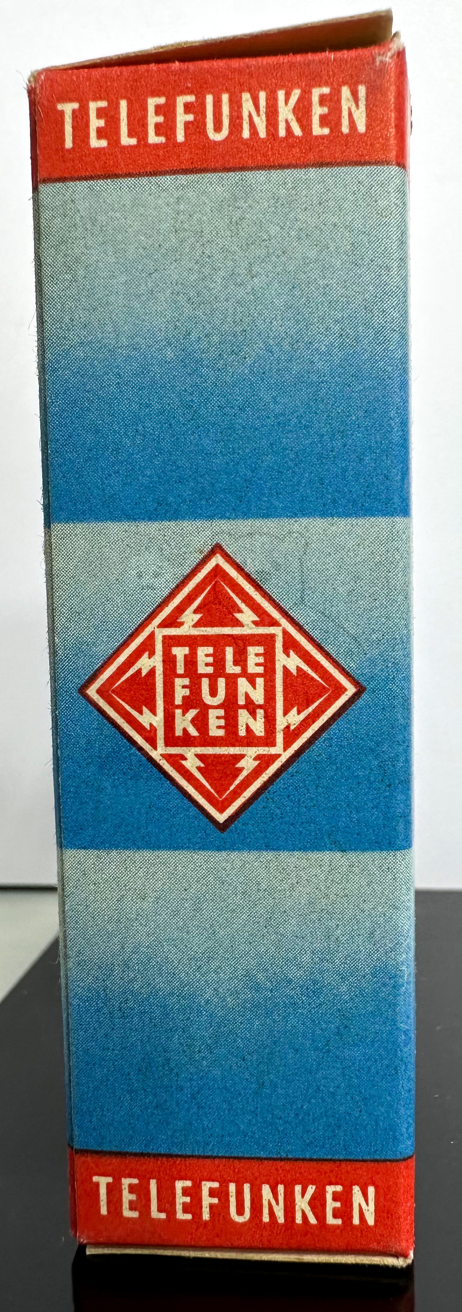 Röhre ED8000 #5960 Verpackung Bild 3