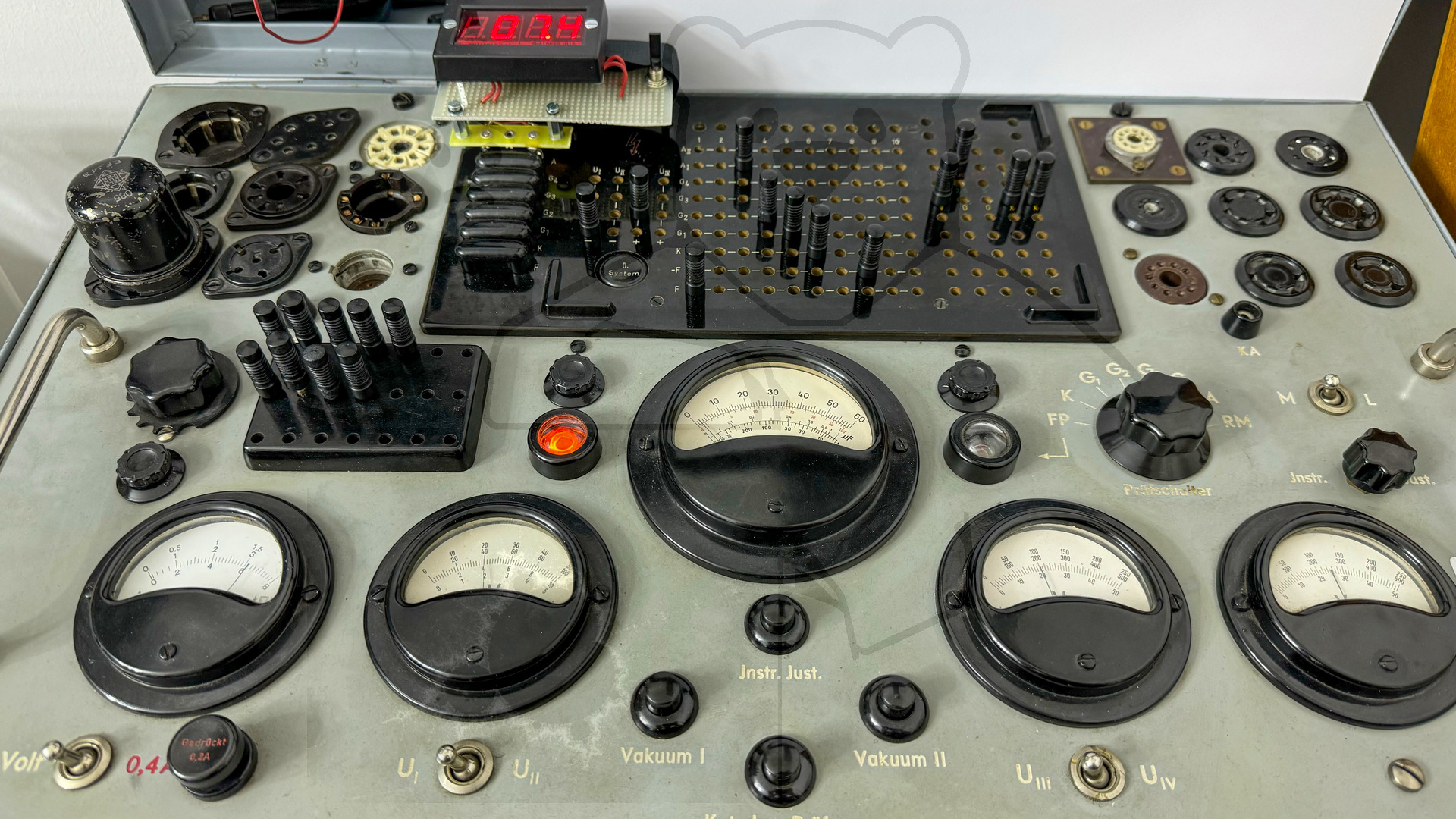 Röhre EF14S als EF12 getestet